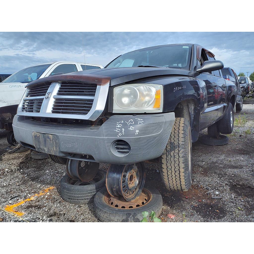 DODGE DAKOTA 2006