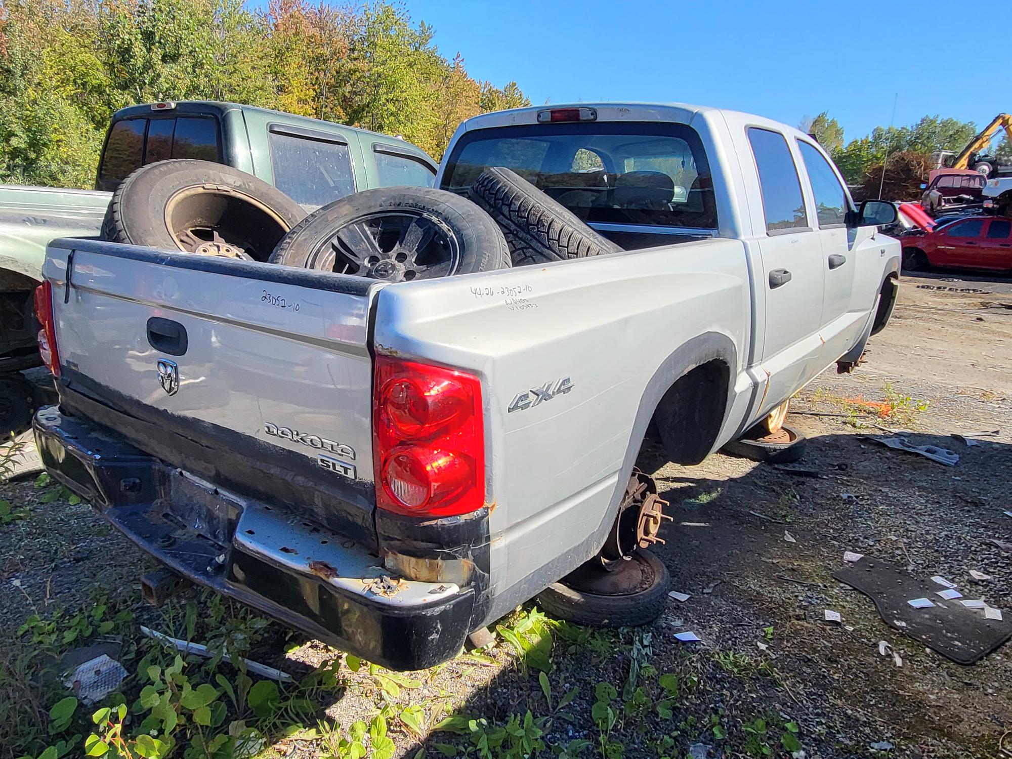 DODGE DAKOTA 2010