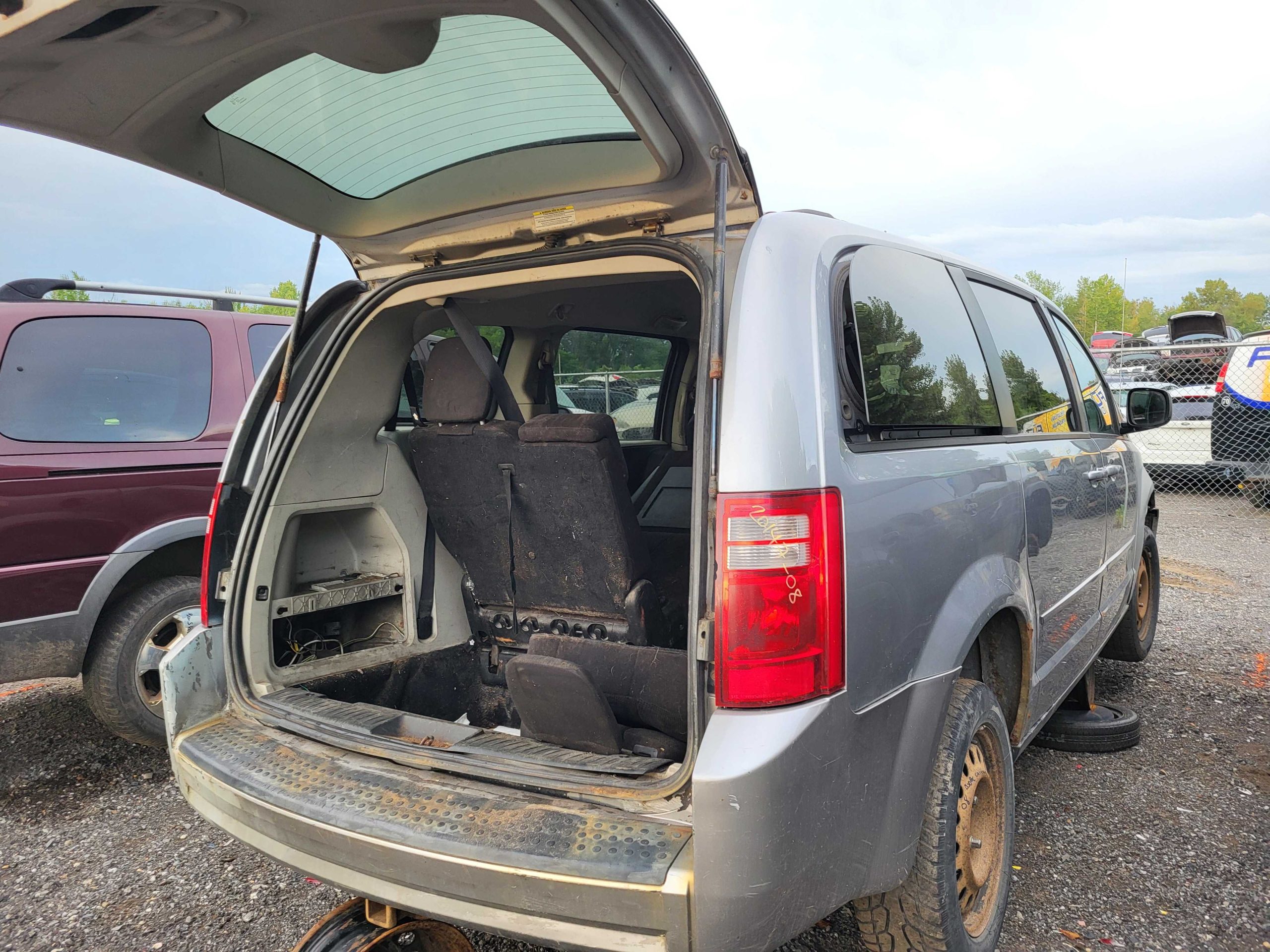 DODGE GRAND CARAVAN 2008
