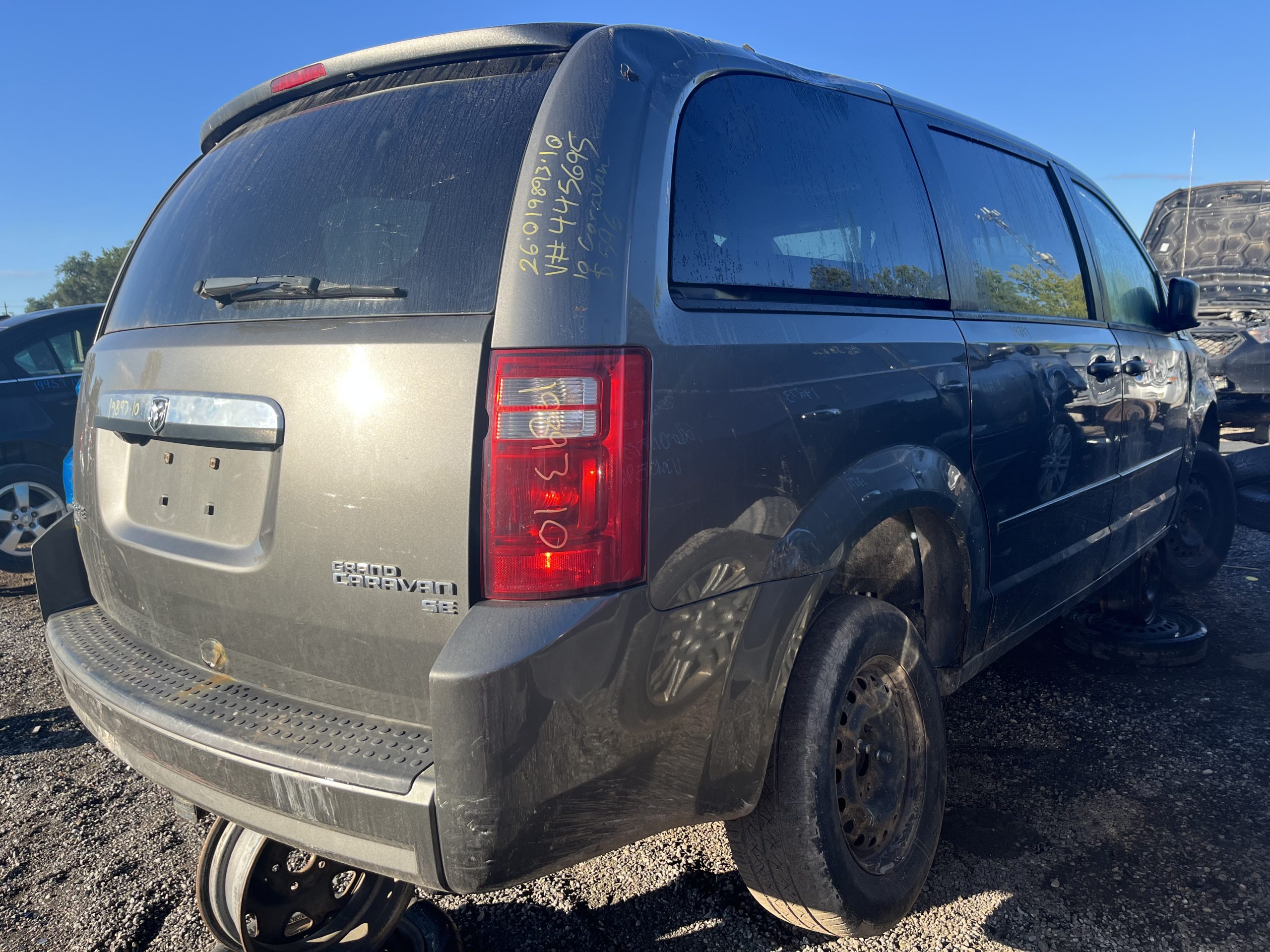DODGE GRAND CARAVAN 2010