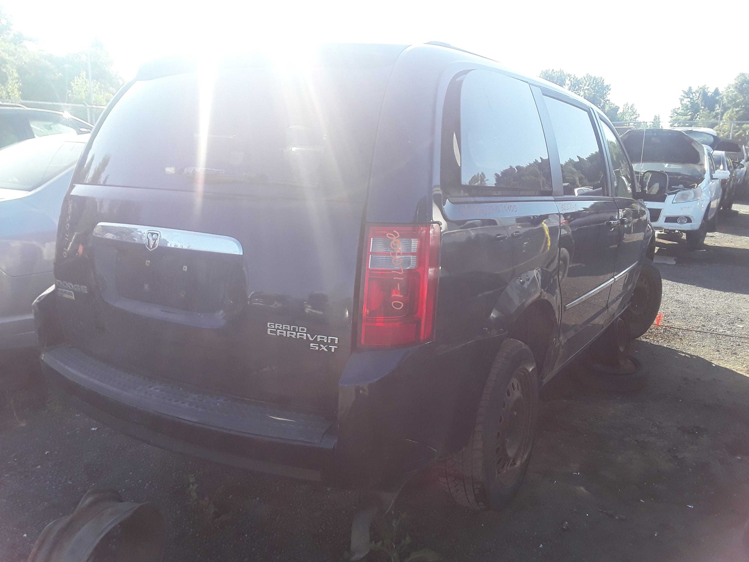 DODGE GRAND CARAVAN 2010