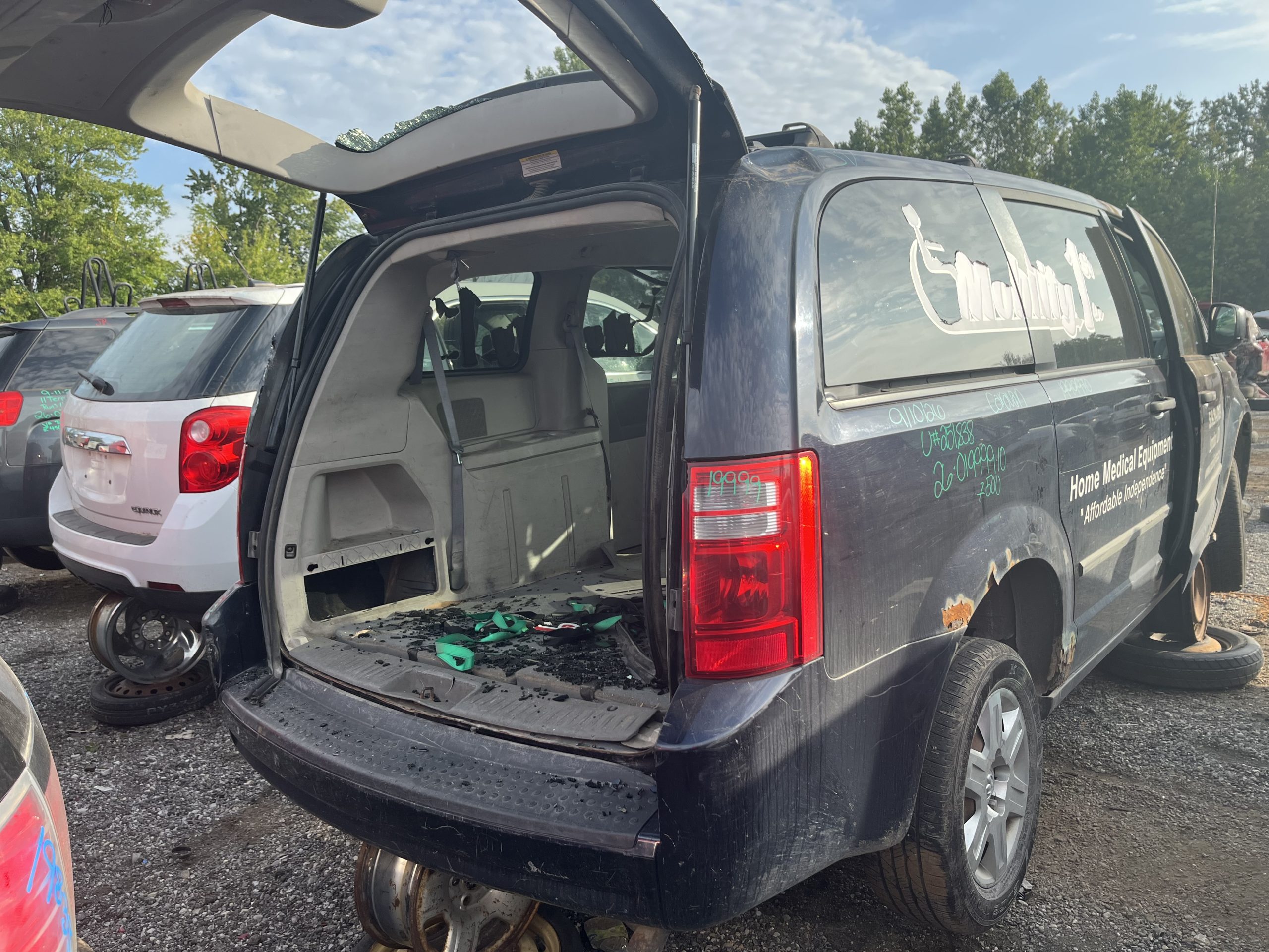 DODGE GRAND CARAVAN 2010