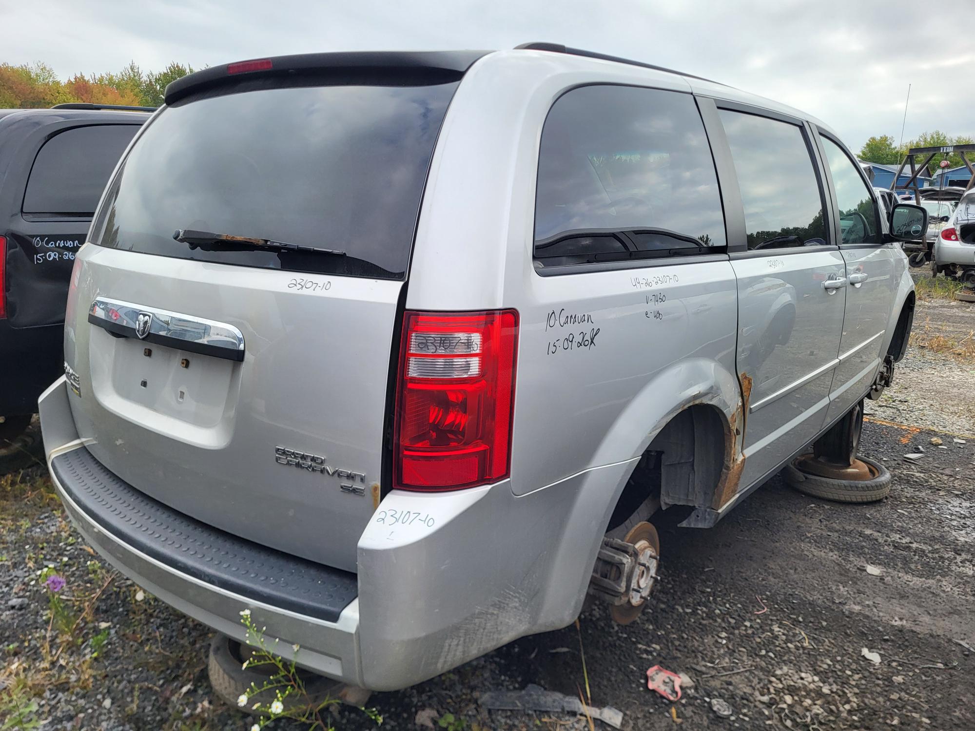 DODGE GRAND CARAVAN 2010