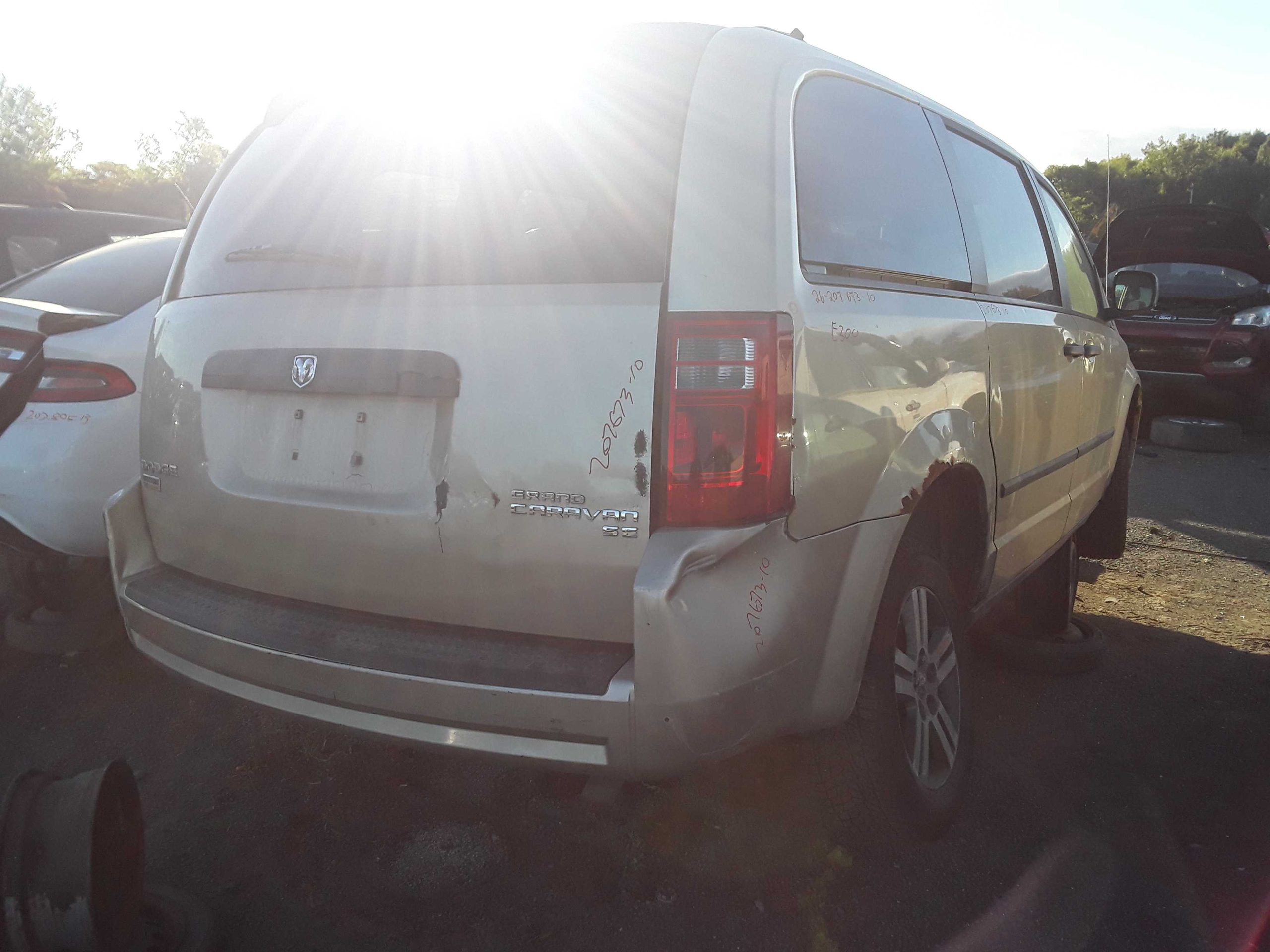 DODGE GRAND CARAVAN 2010