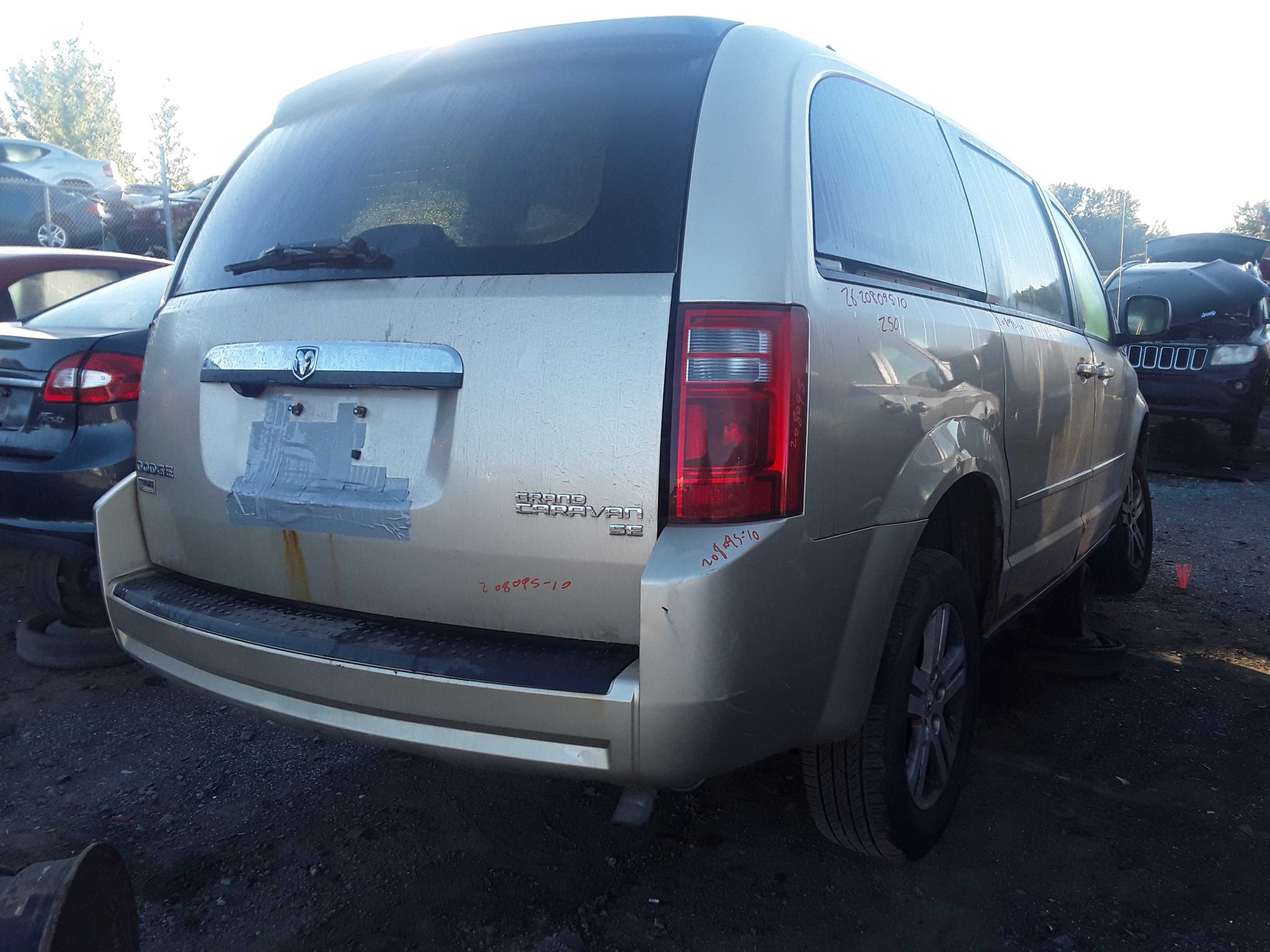 DODGE GRAND CARAVAN 2010