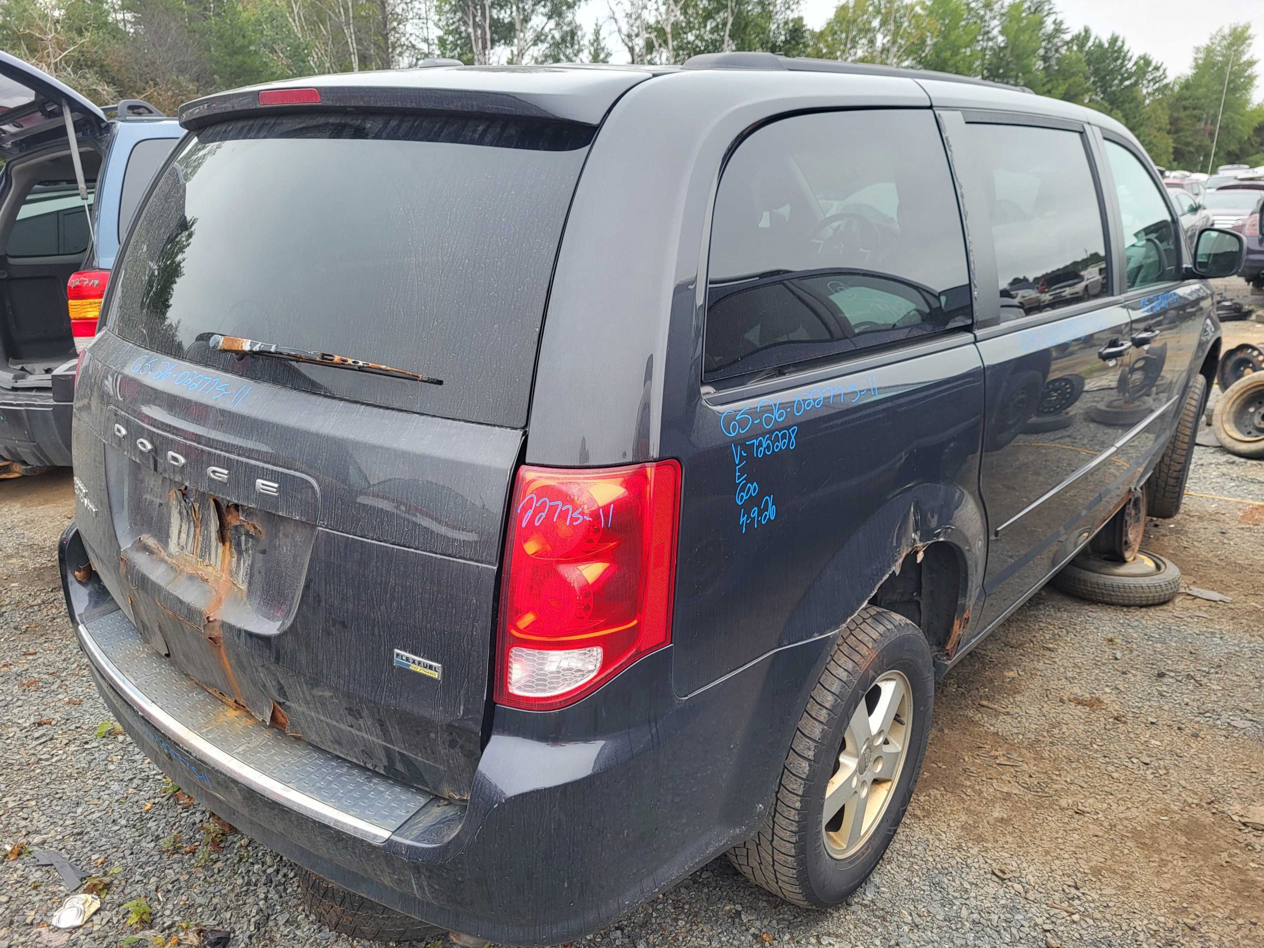 DODGE GRAND CARAVAN 2011