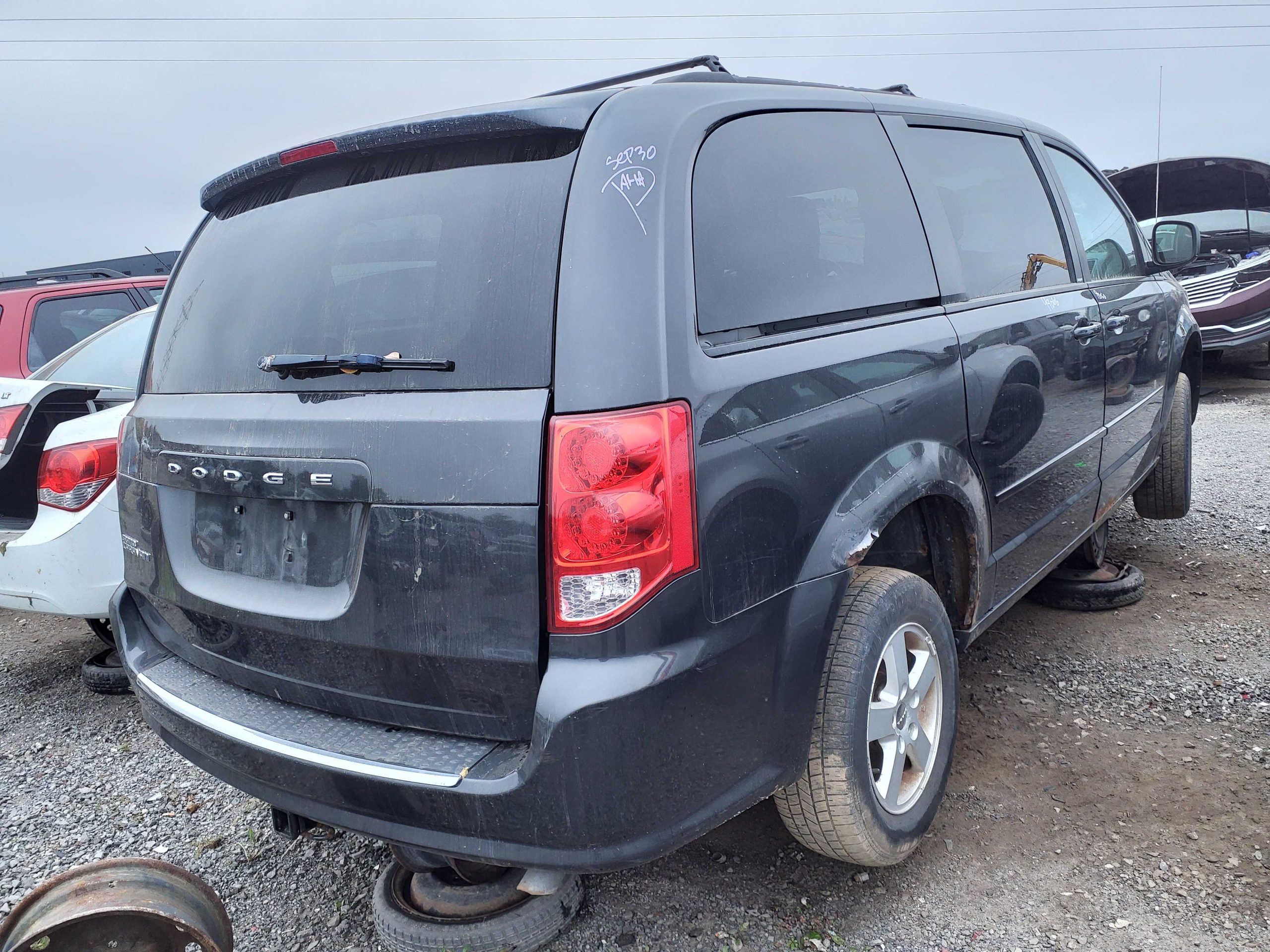 DODGE GRAND CARAVAN 2011