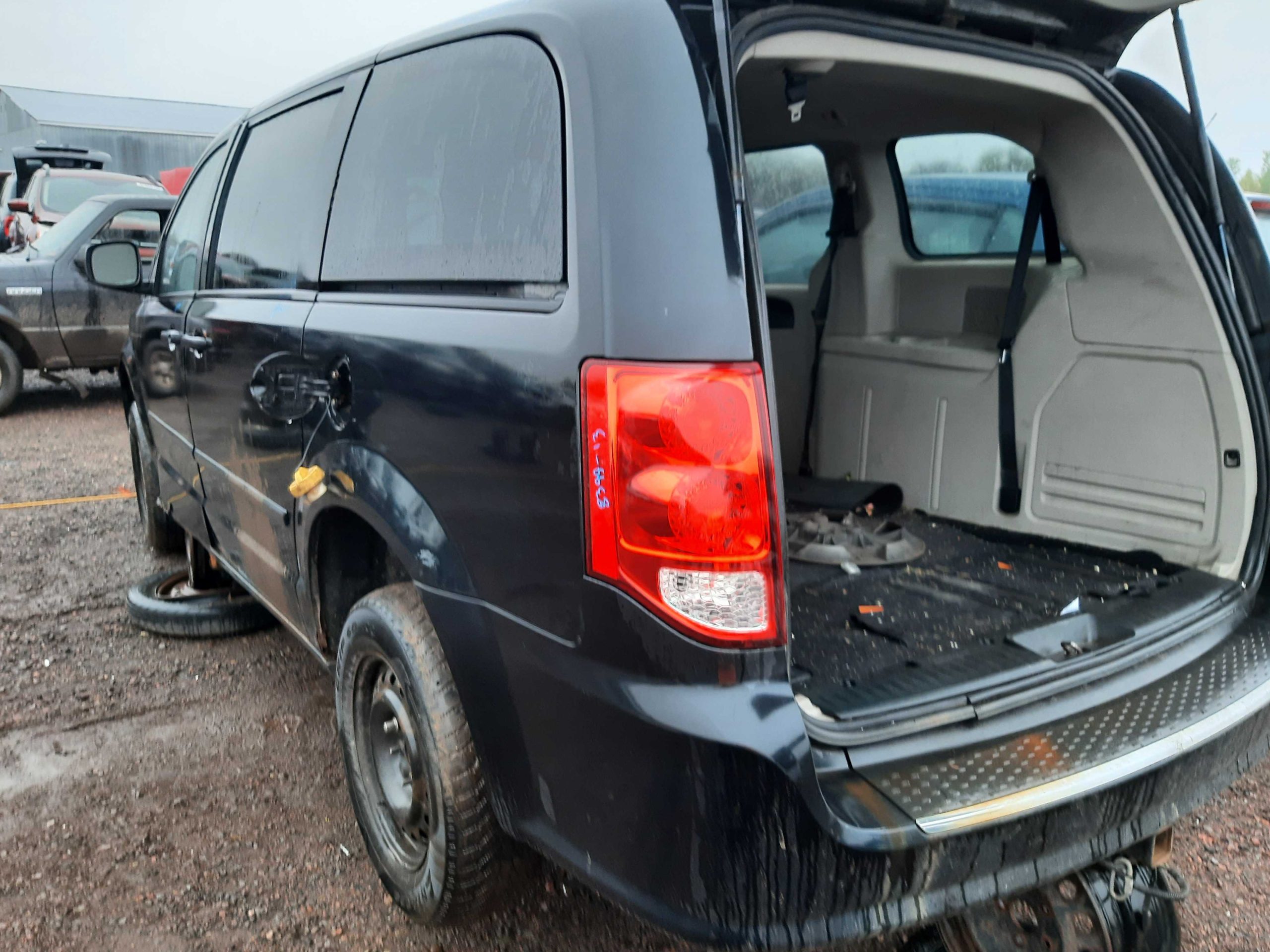 DODGE GRAND CARAVAN 2013