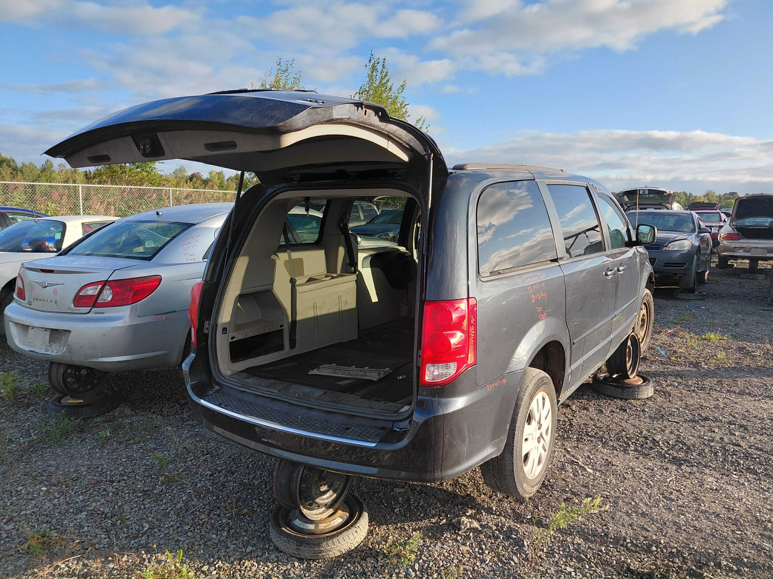 DODGE GRAND CARAVAN 2014