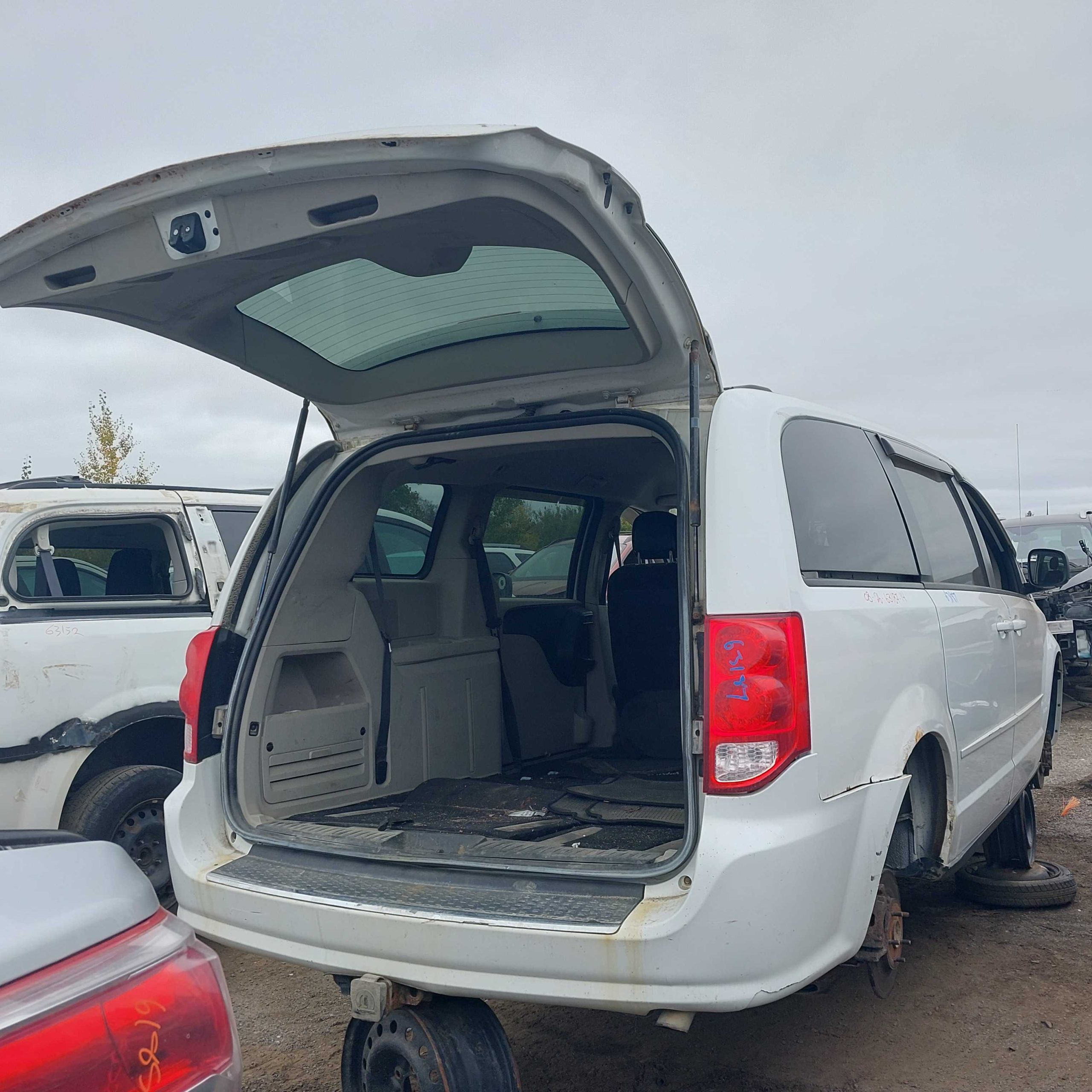 DODGE GRAND CARAVAN 2014