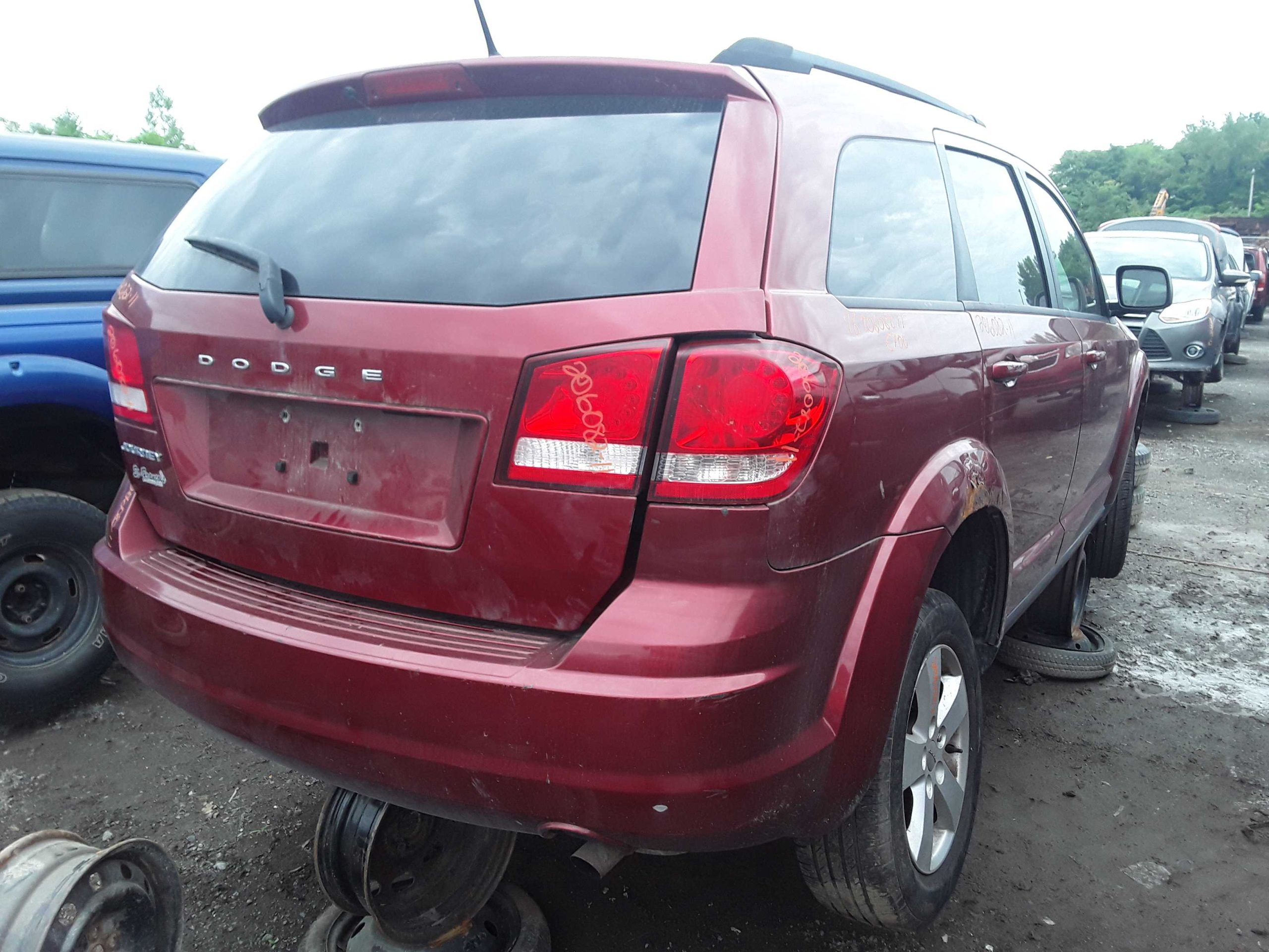 DODGE JOURNEY 2011