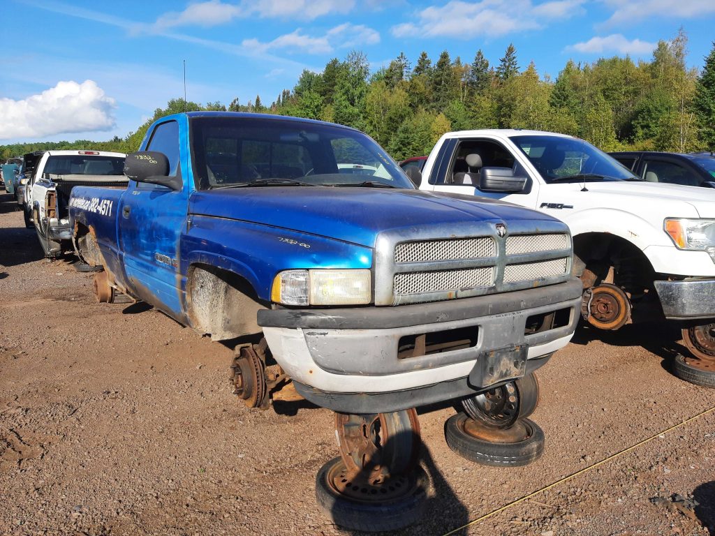 DODGE RAM 1500 2000