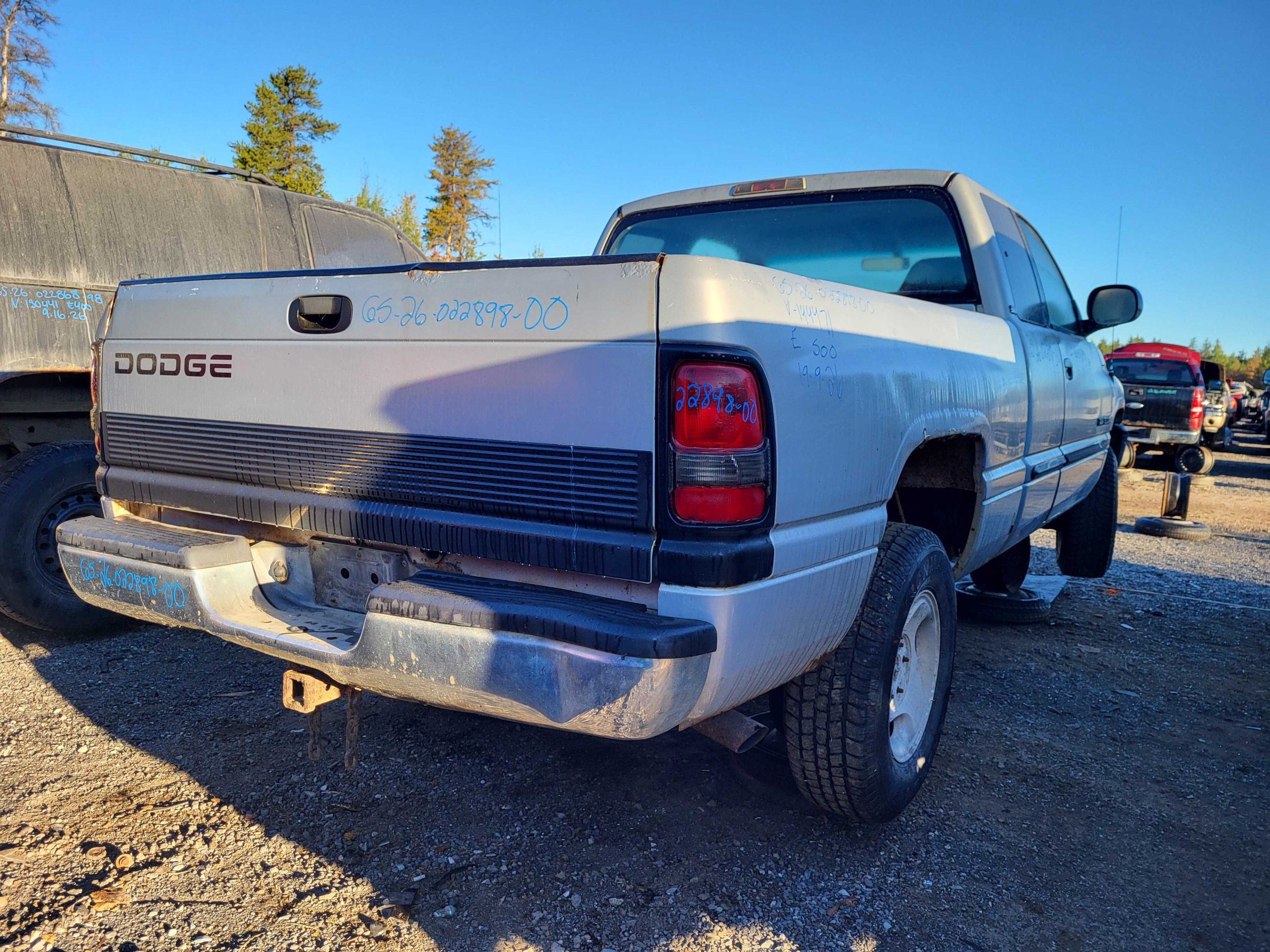 DODGE RAM 1500 2000