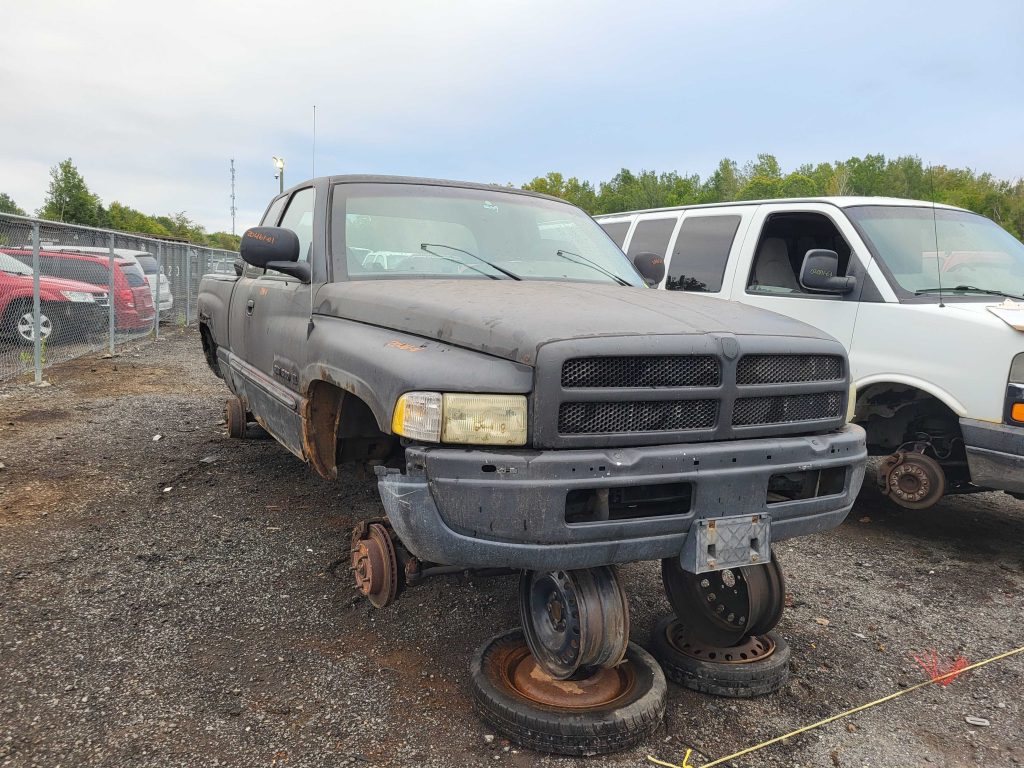 DODGE RAM 1500 2001