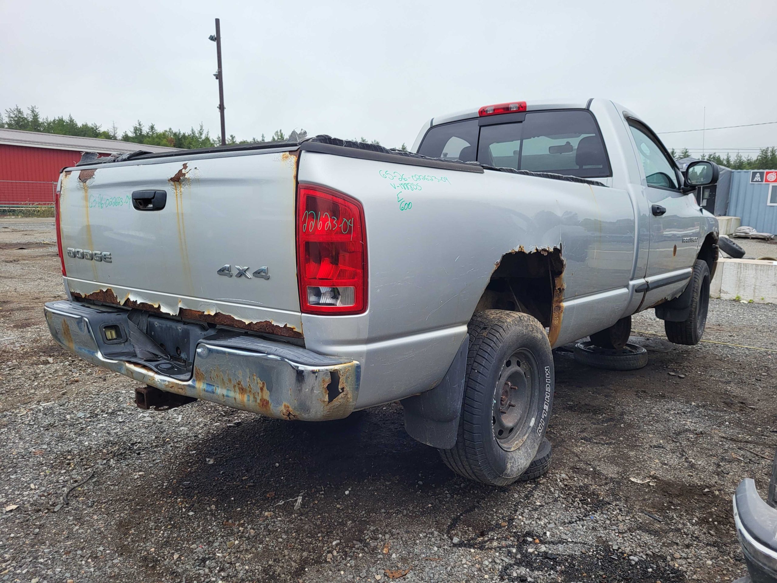 DODGE RAM 1500 2004