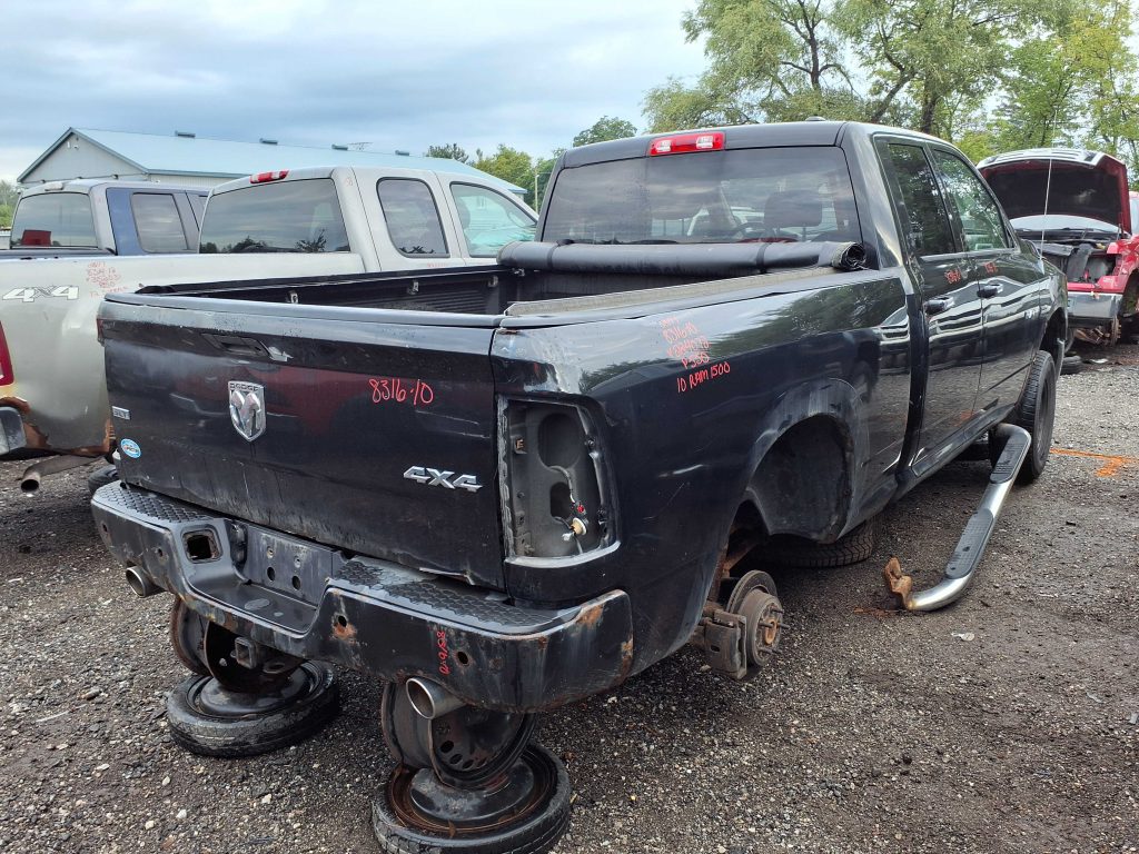DODGE RAM 1500 2010