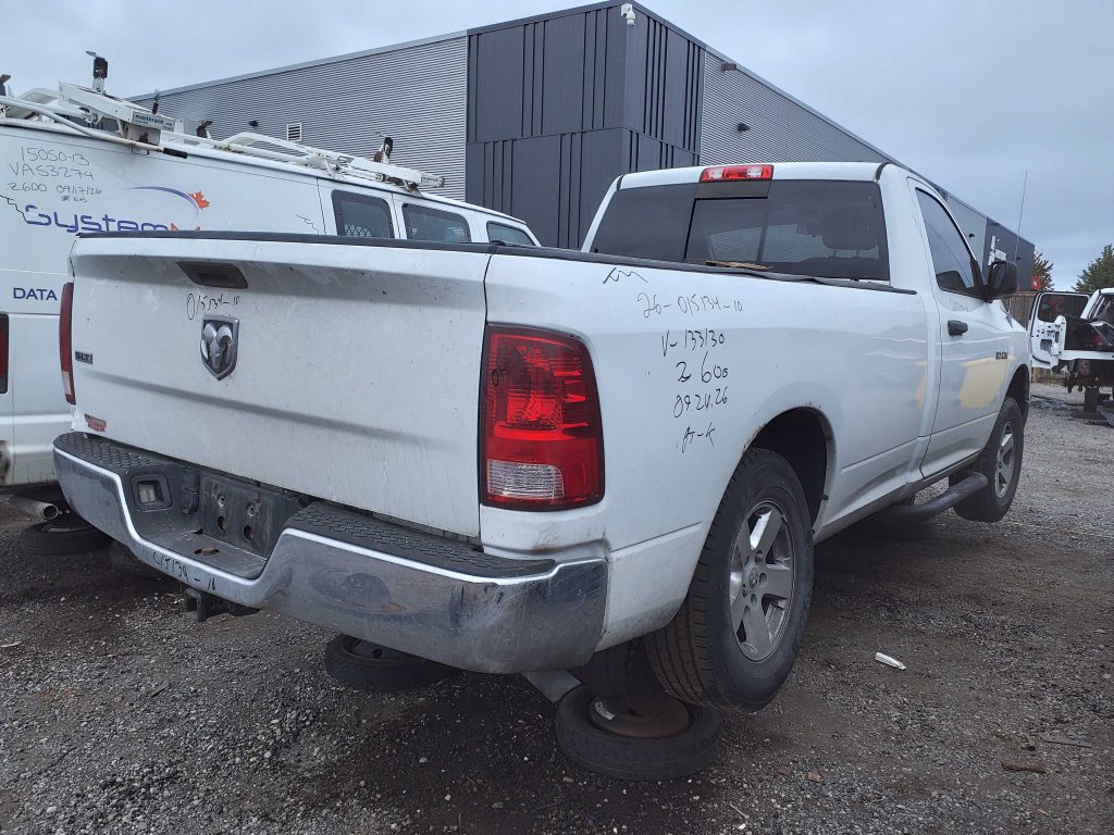DODGE RAM 1500 2010