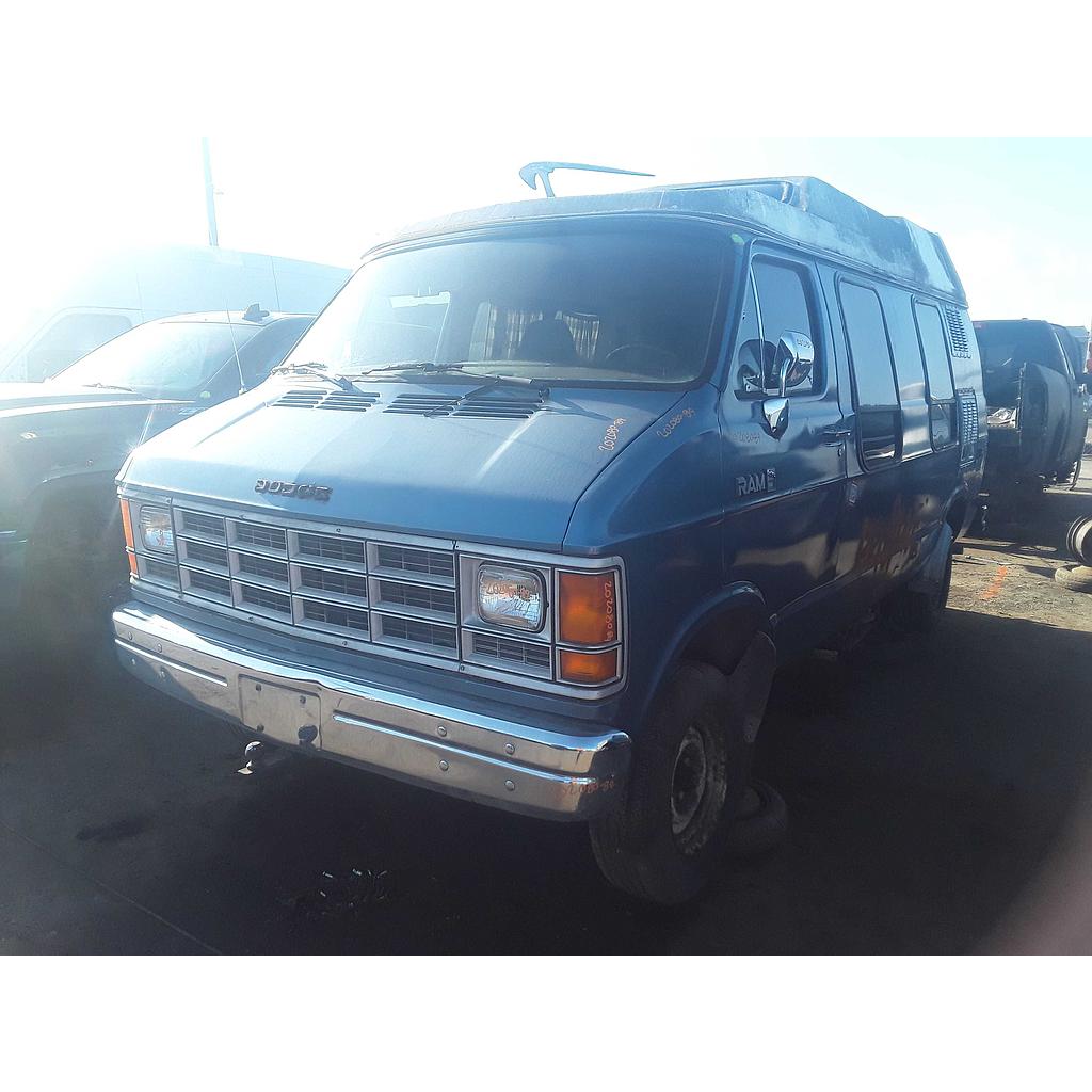 DODGE RAM VAN 1989