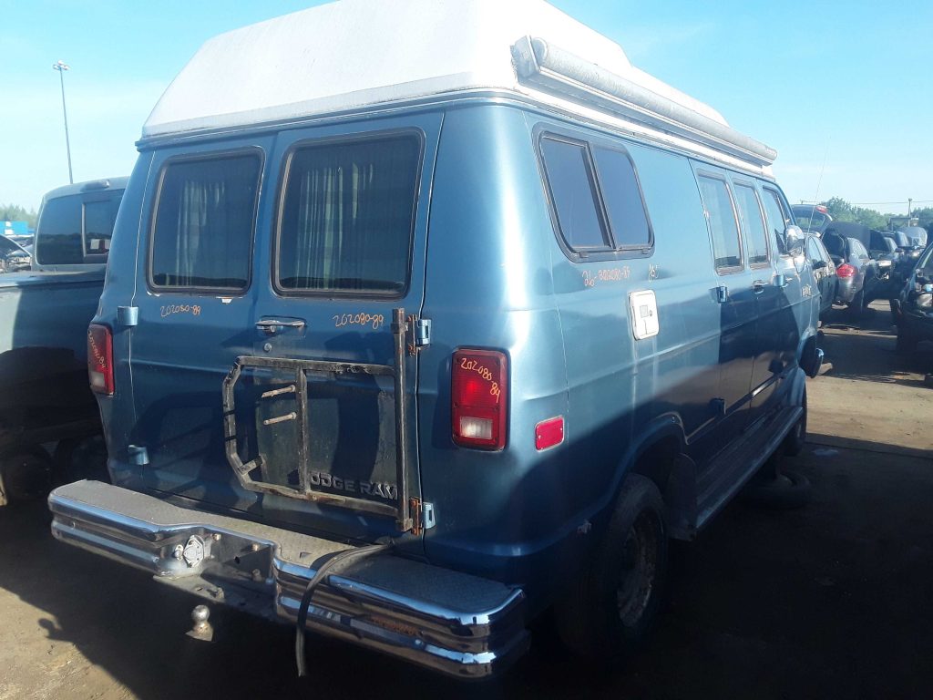 DODGE RAM VAN 1989
