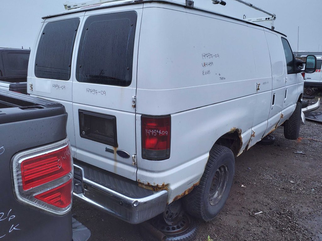 FORD ECONOLINE 2009