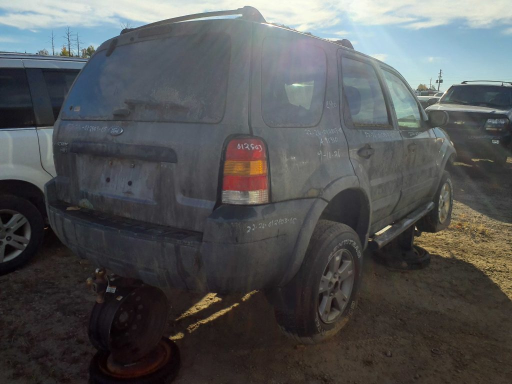 FORD ESCAPE 2005