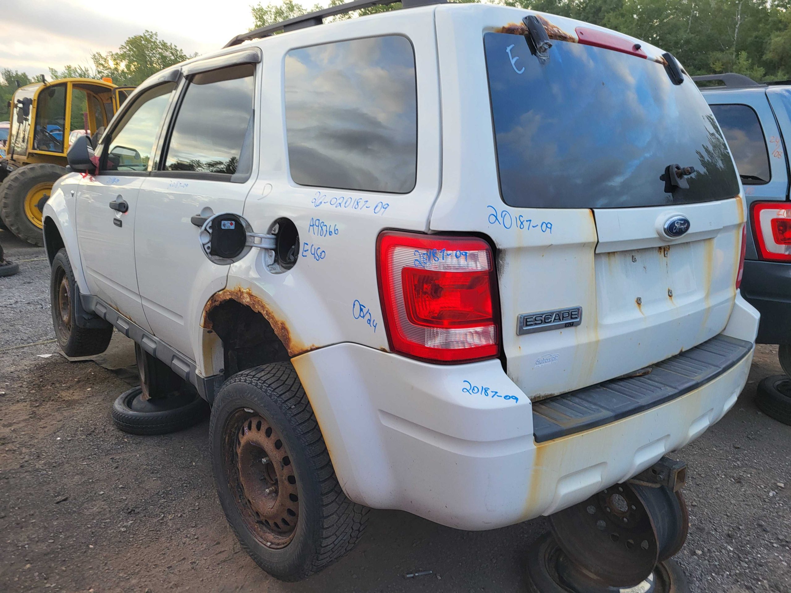 FORD ESCAPE 2009