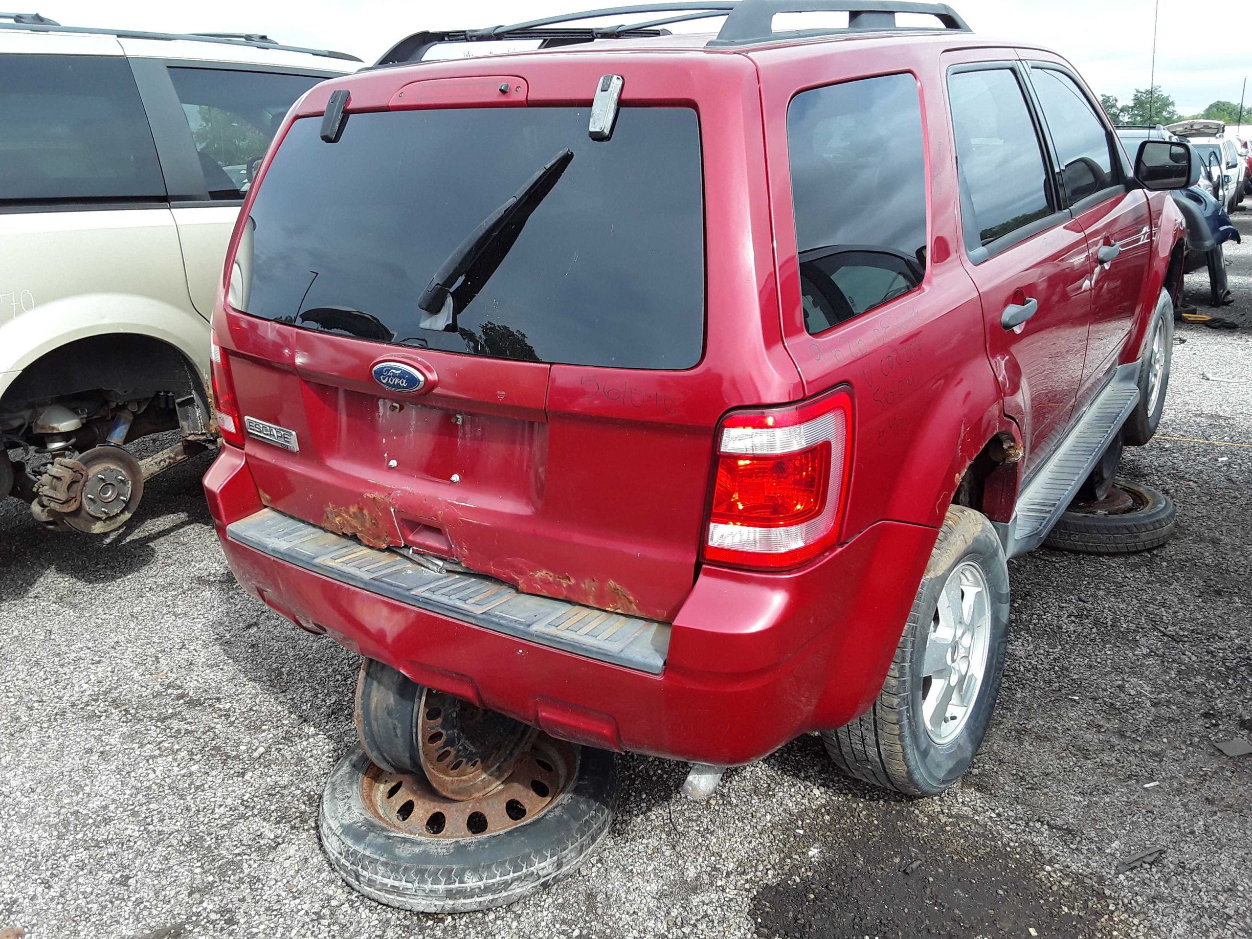 FORD ESCAPE 2010
