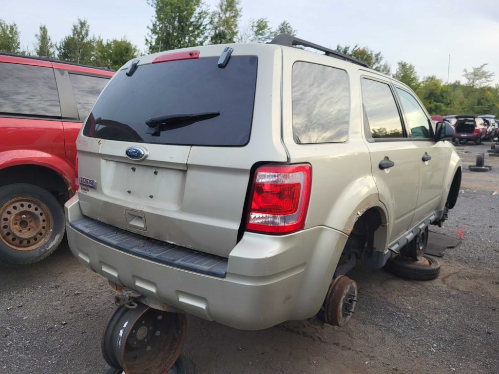 FORD ESCAPE 2010
