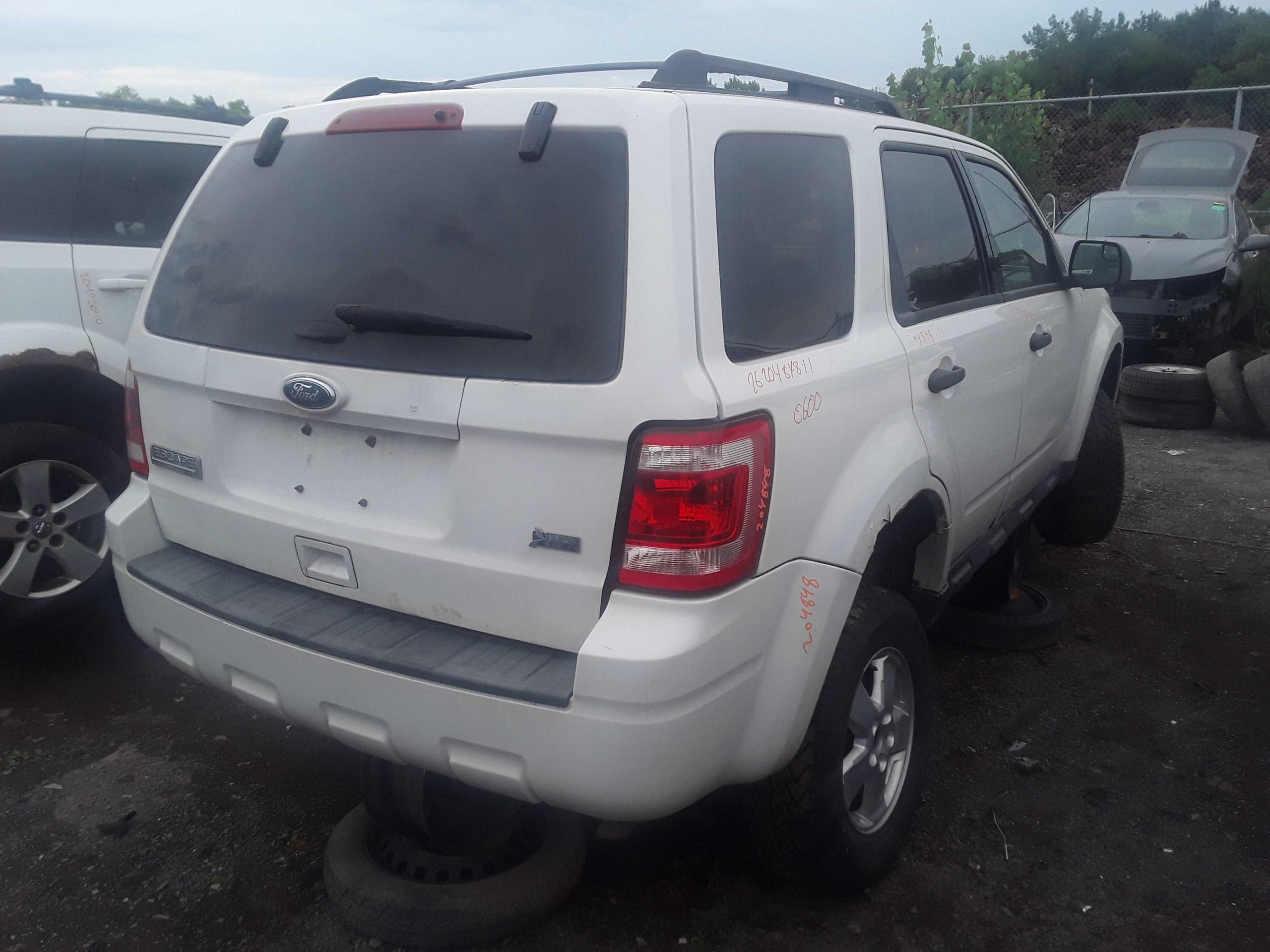 FORD ESCAPE 2011