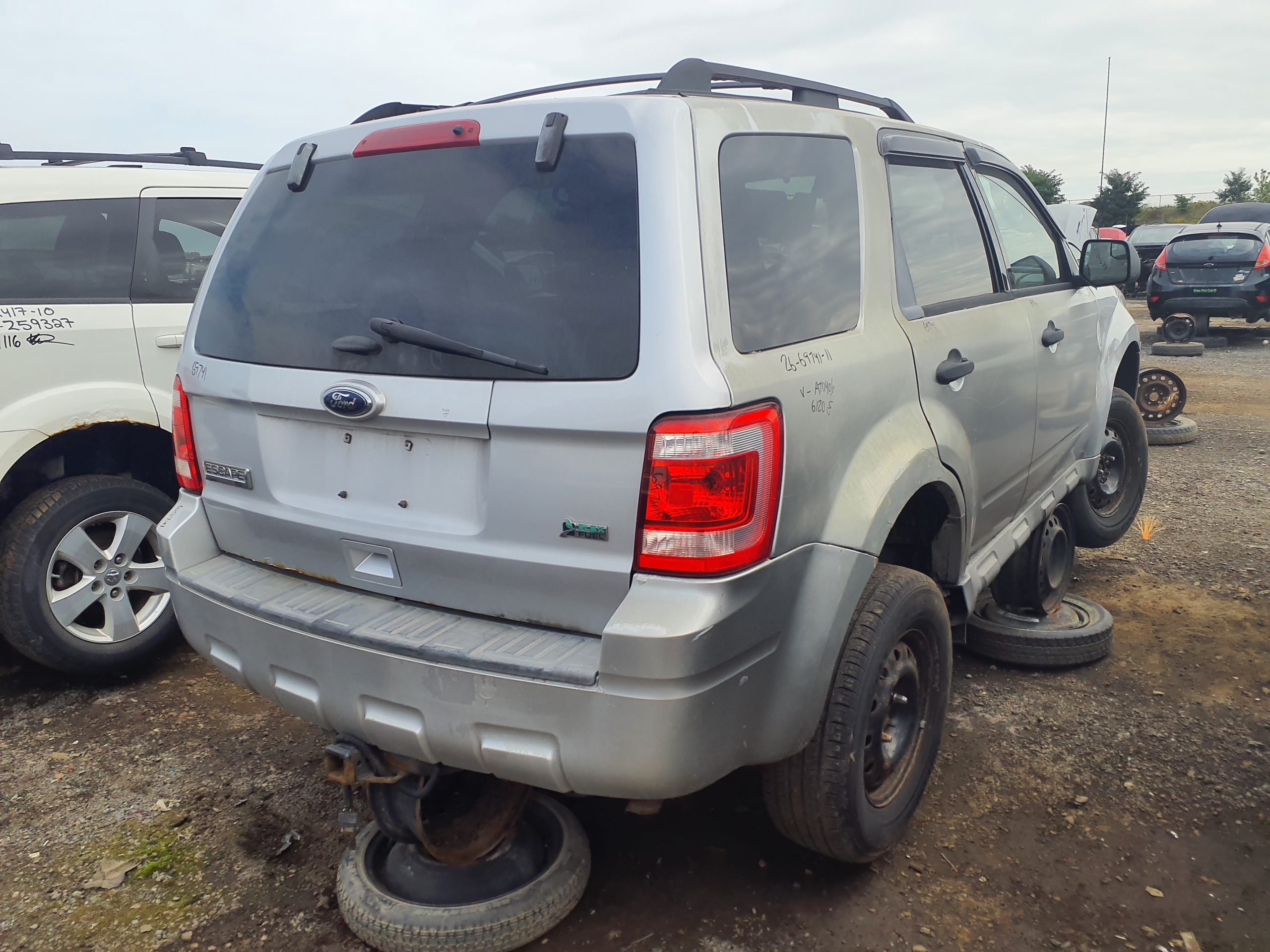 FORD ESCAPE 2011