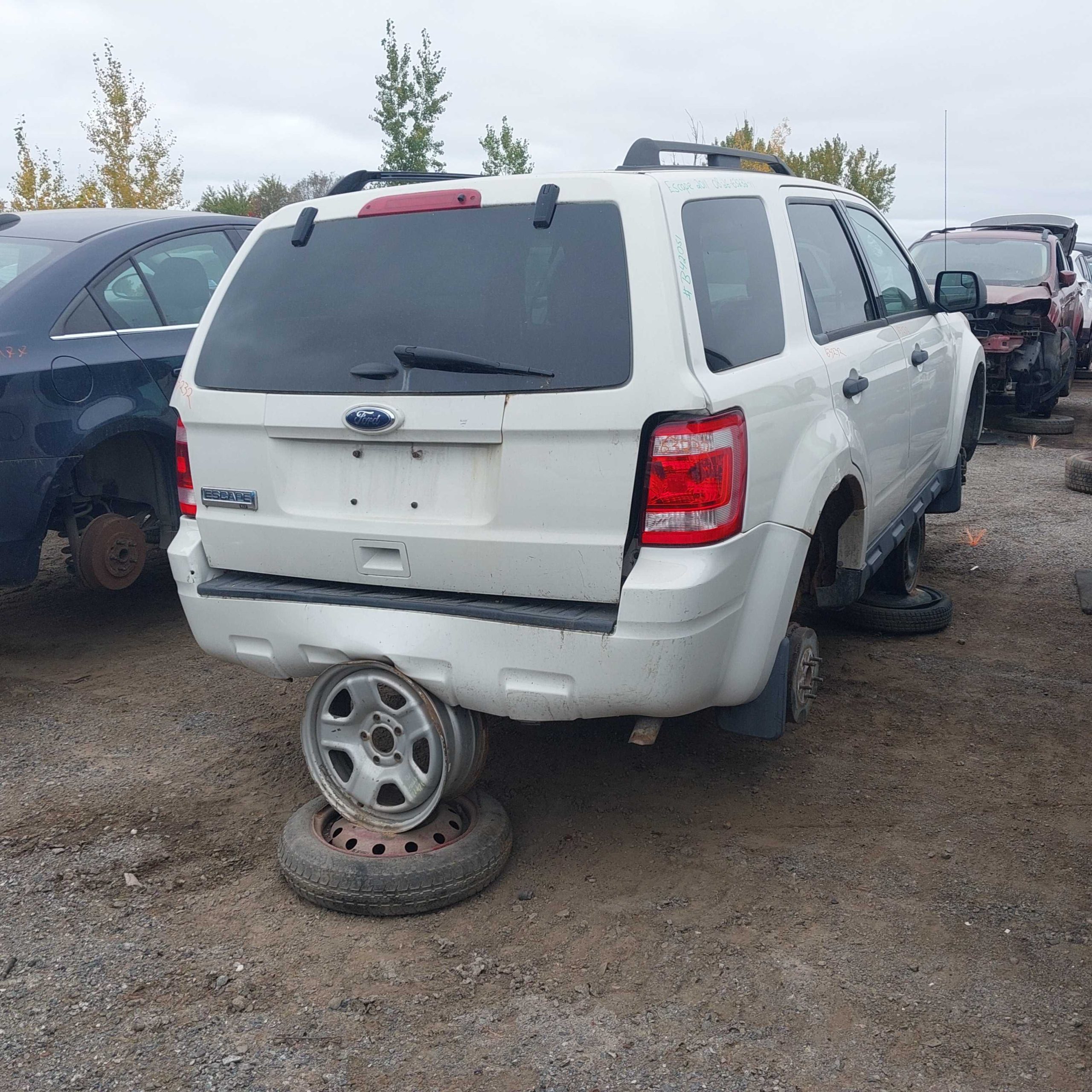 FORD ESCAPE 2011