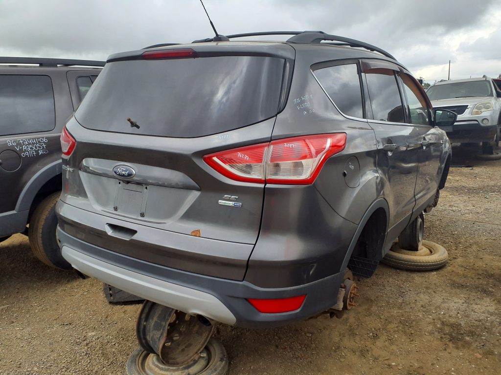 FORD ESCAPE 2015