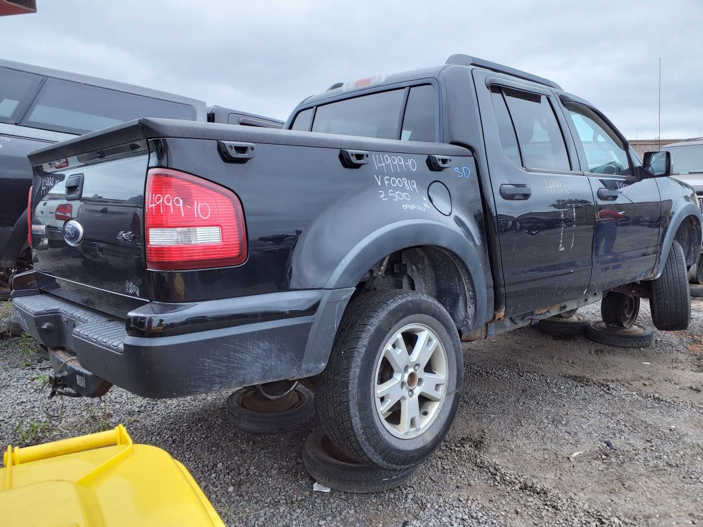 FORD EXPLORER 2010
