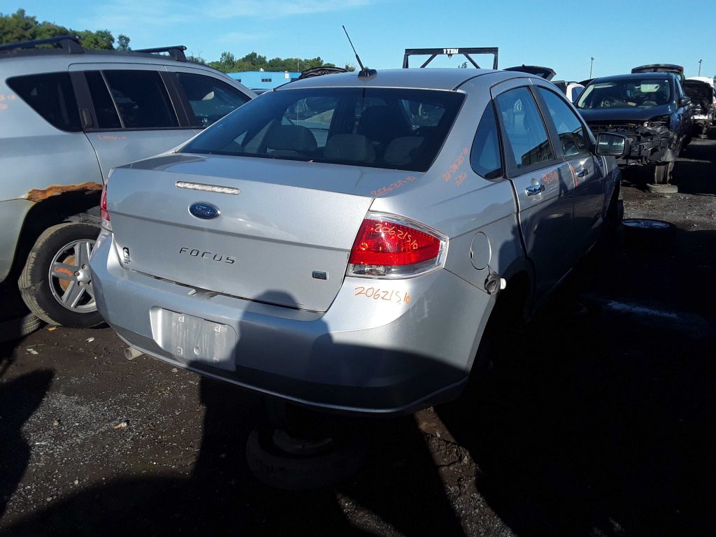 FORD FOCUS 2010