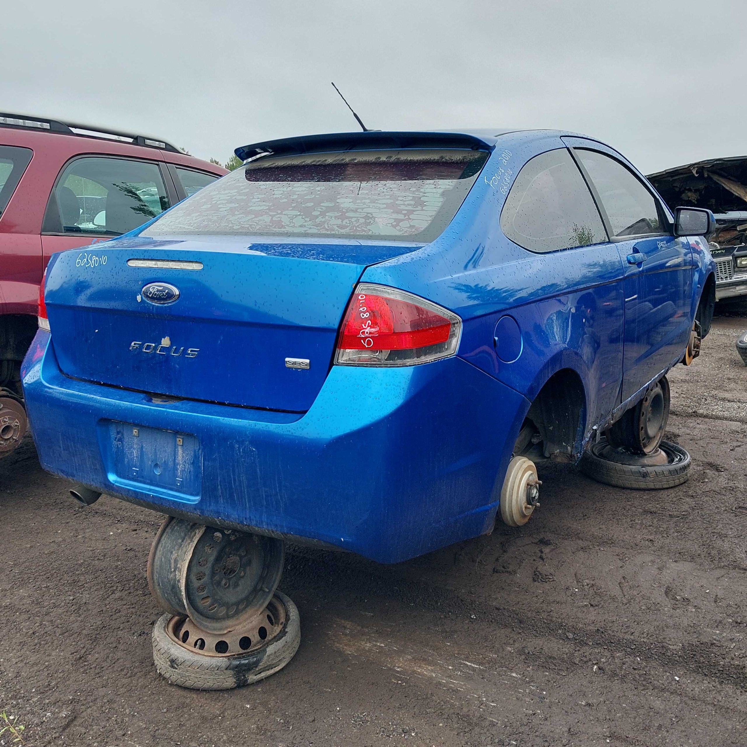 FORD FOCUS 2010