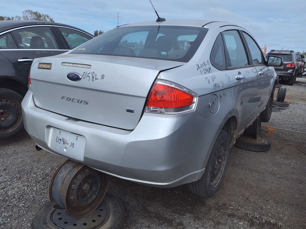 FORD FOCUS 2010