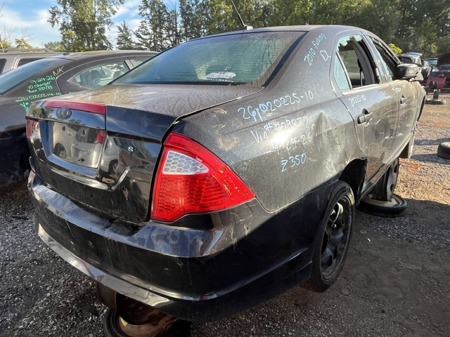 FORD FUSION 2010