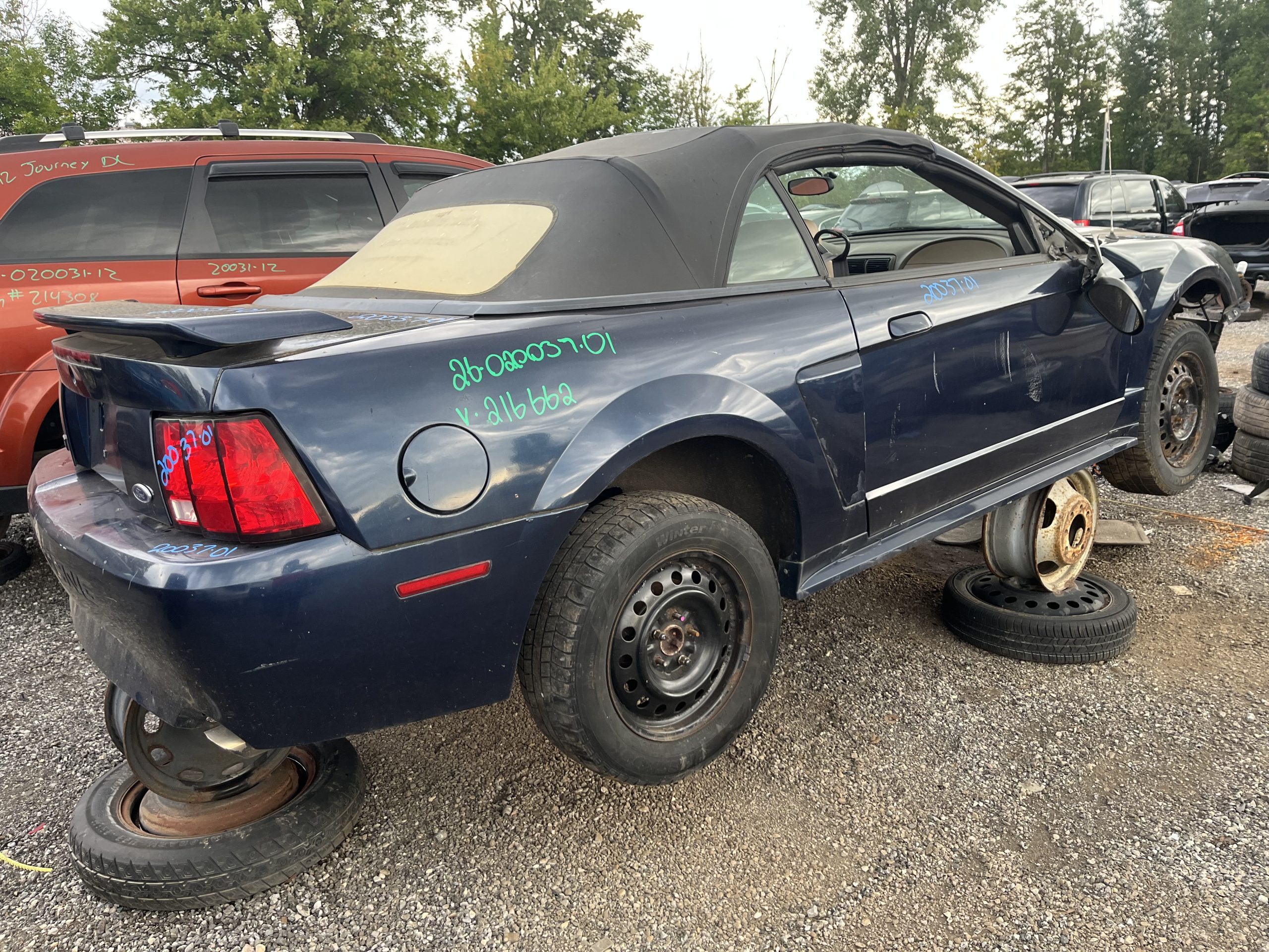 FORD MUSTANG 2001