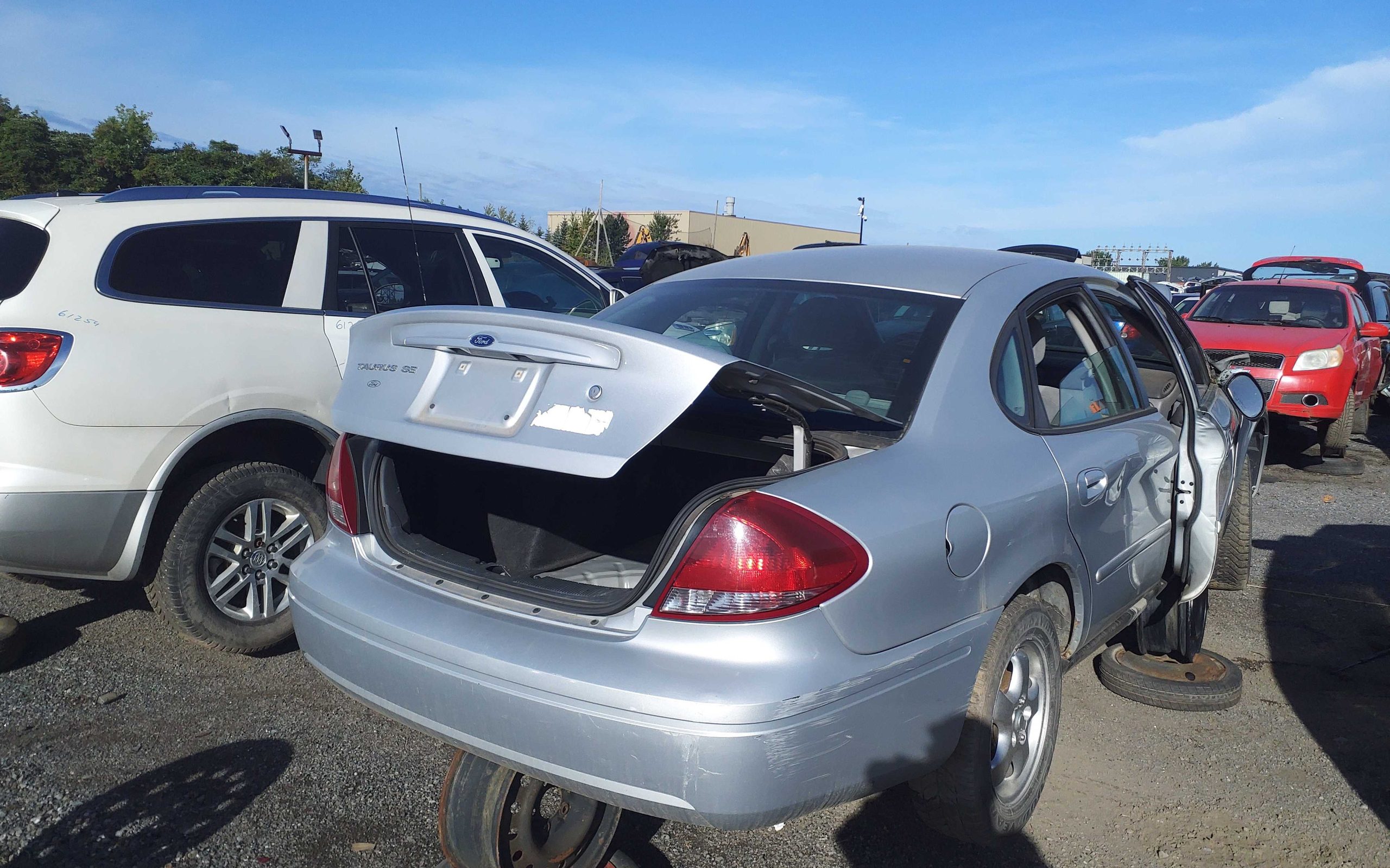 FORD TAURUS 2005