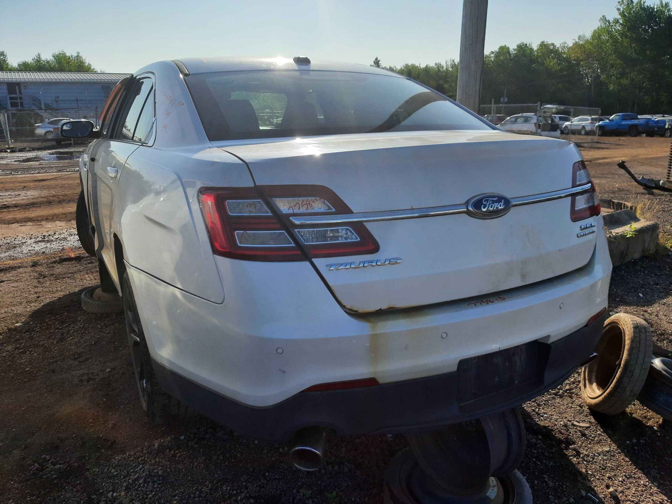 FORD TAURUS 2013