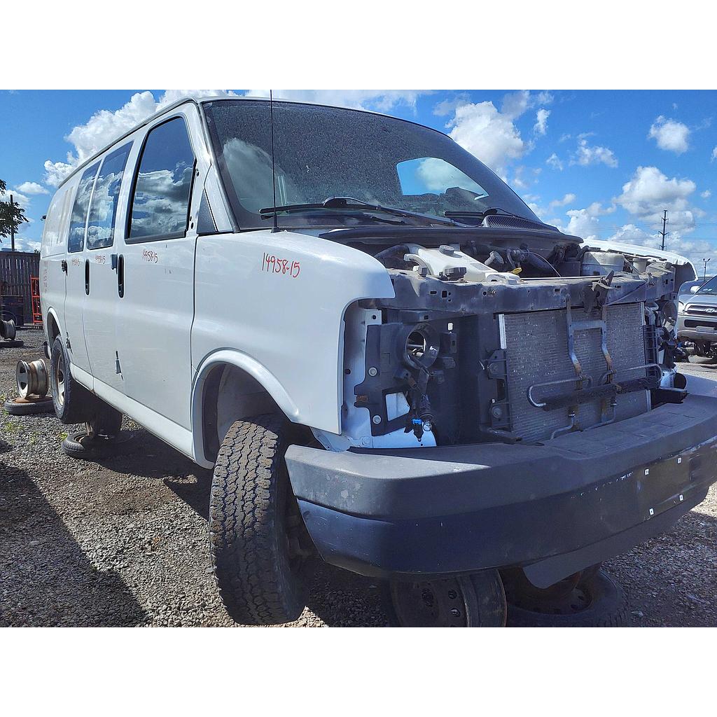 GMC SAVANA CARGO 2015