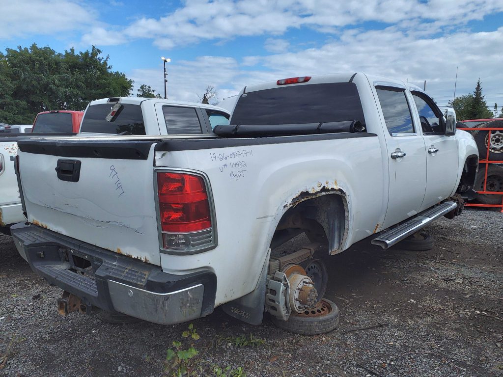 GMC SIERRA 2500 2011
