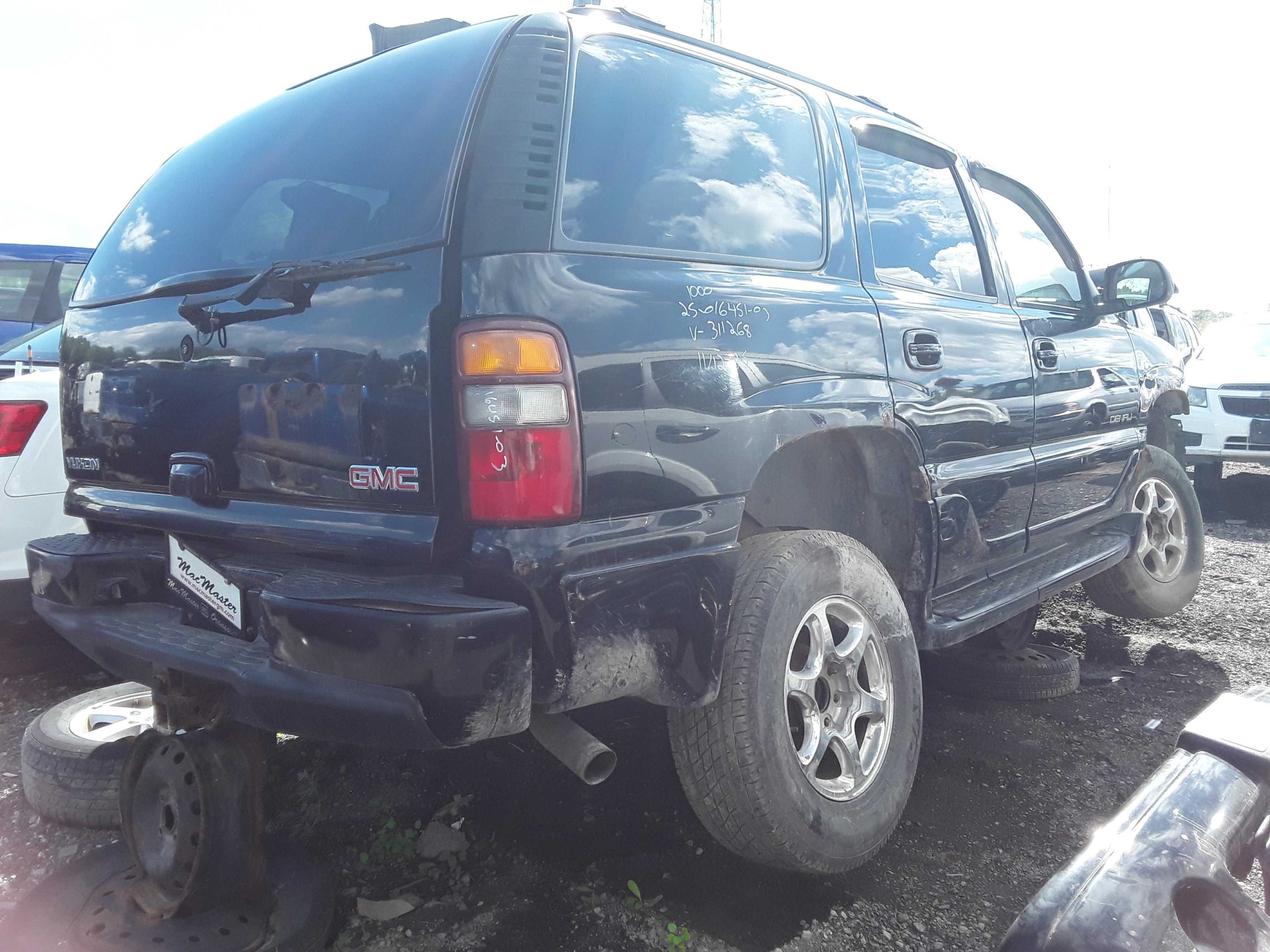 GMC YUKON 2003