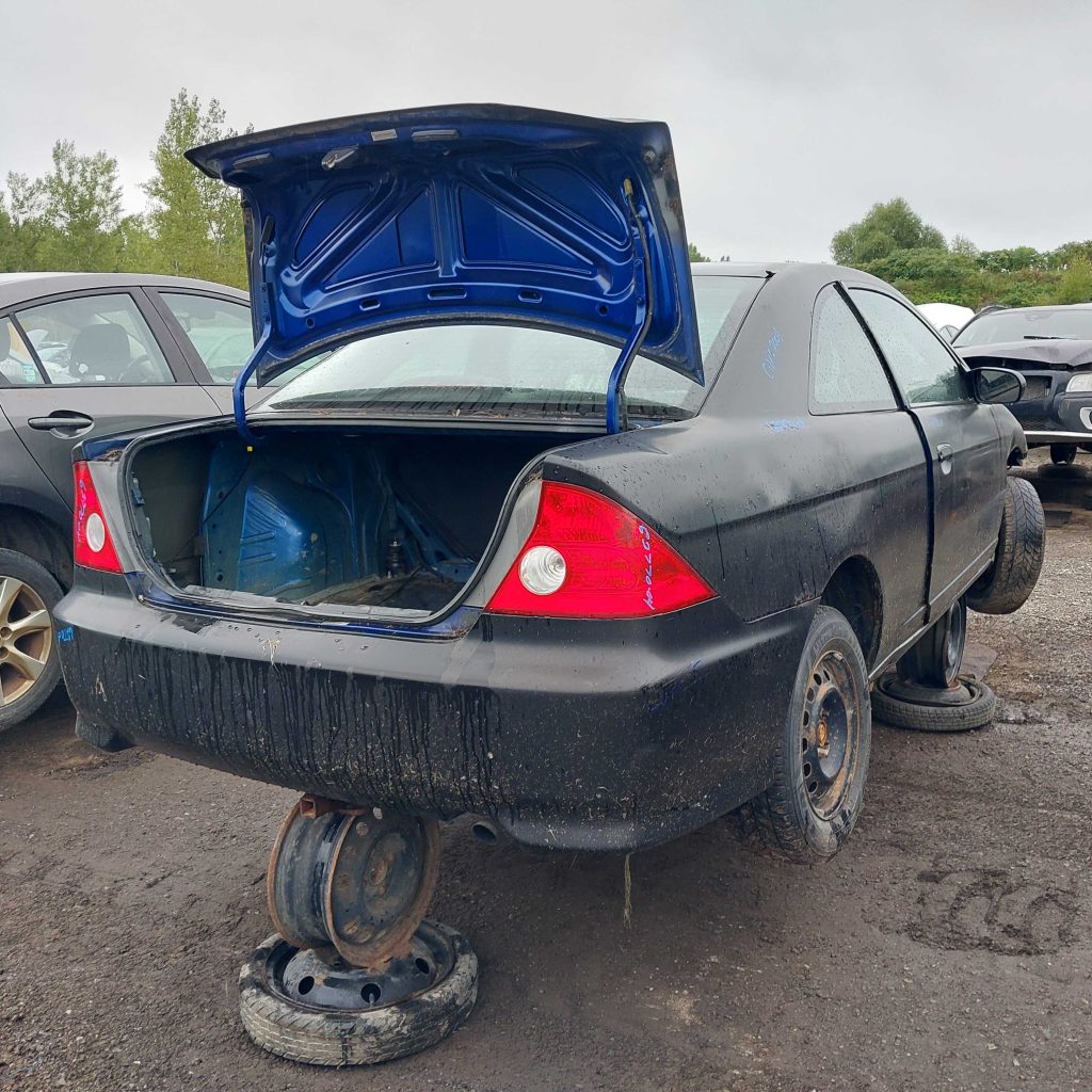 HONDA CIVIC 2004