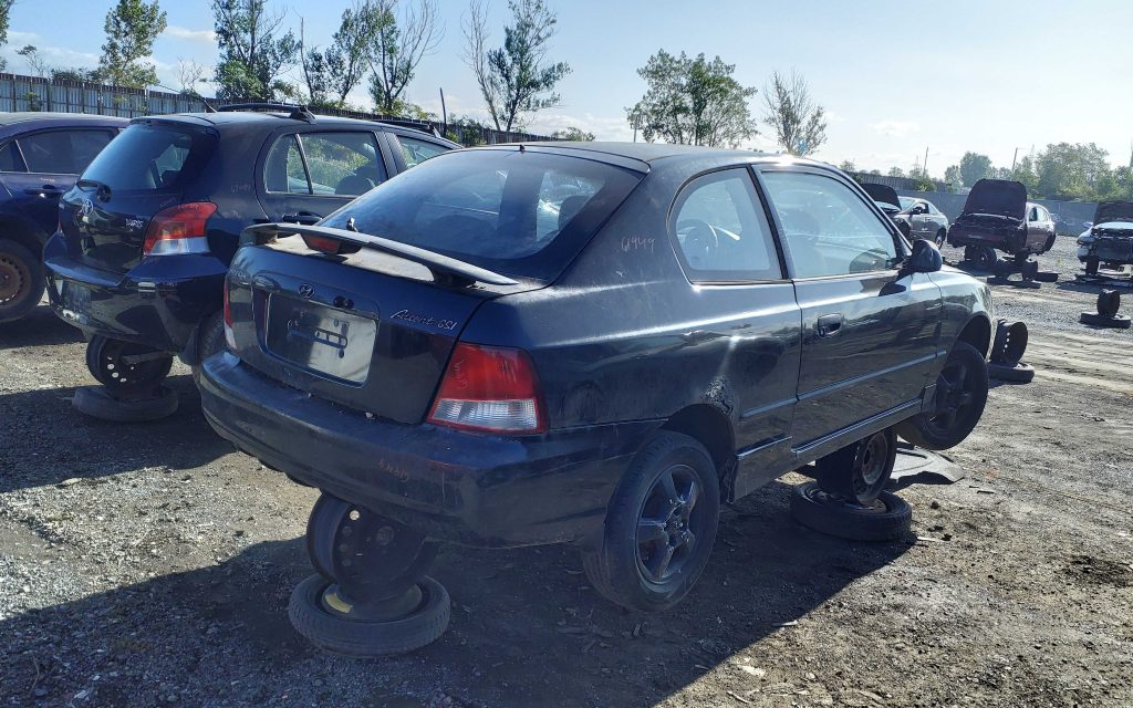 HYUNDAI ACCENT 2002