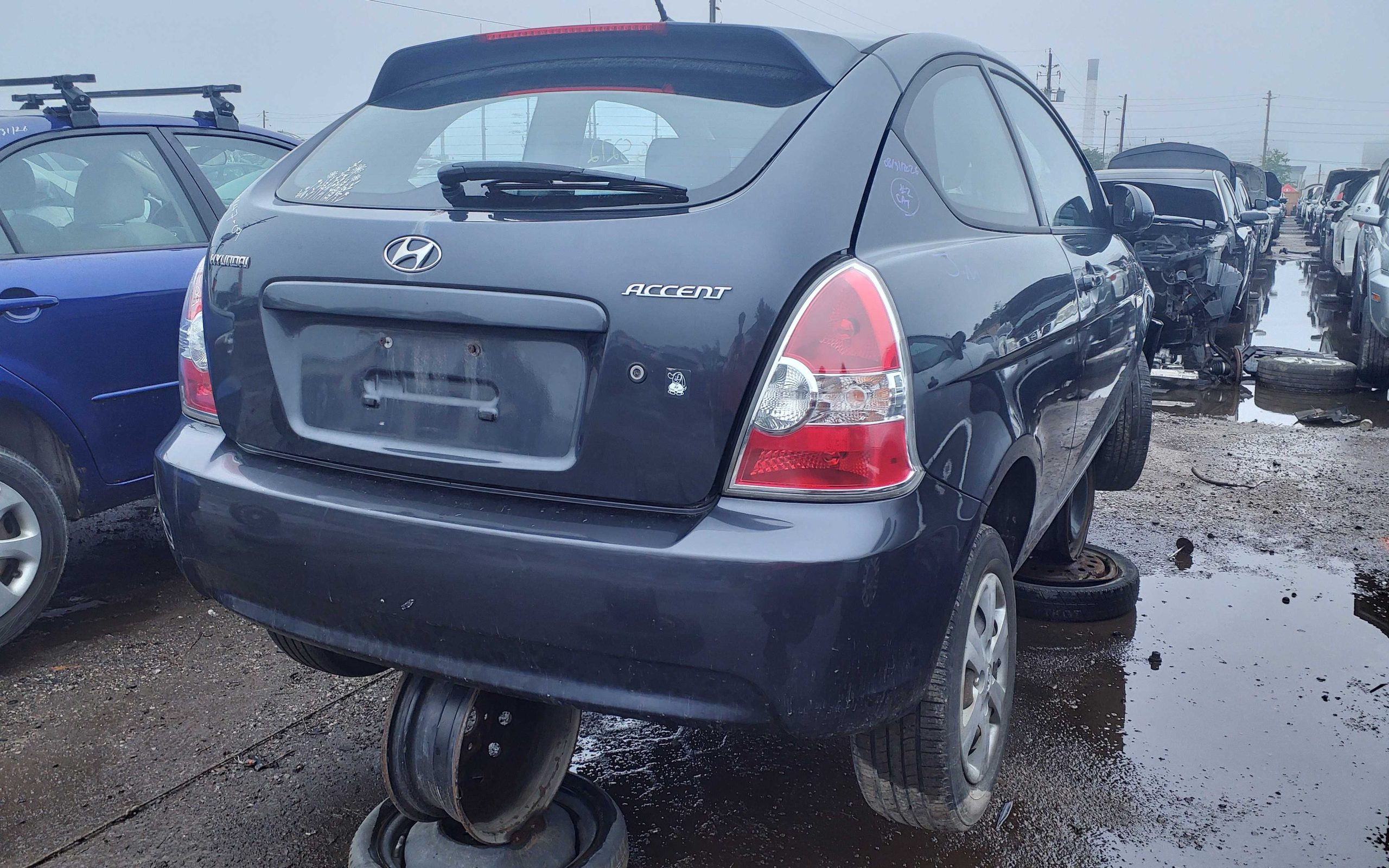 HYUNDAI ACCENT 2009