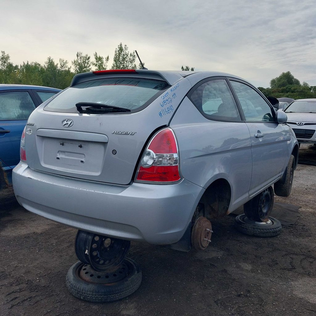 HYUNDAI ACCENT 2009