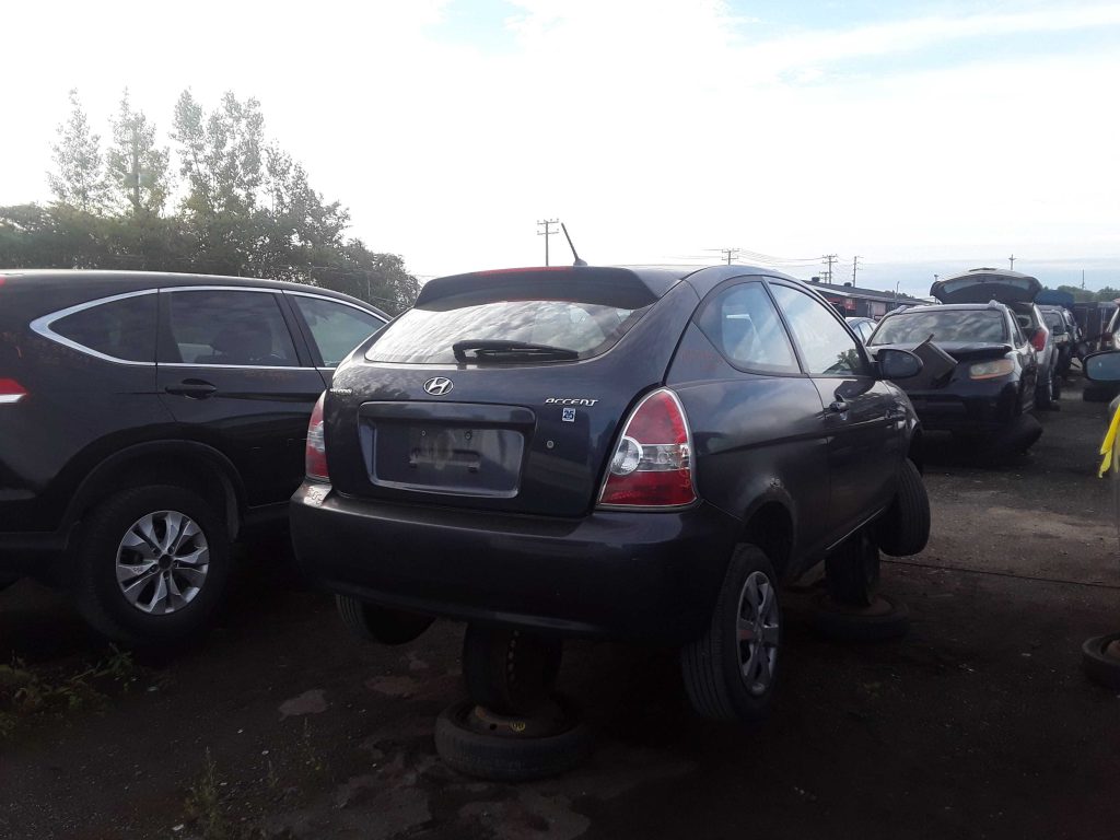 HYUNDAI ACCENT 2009