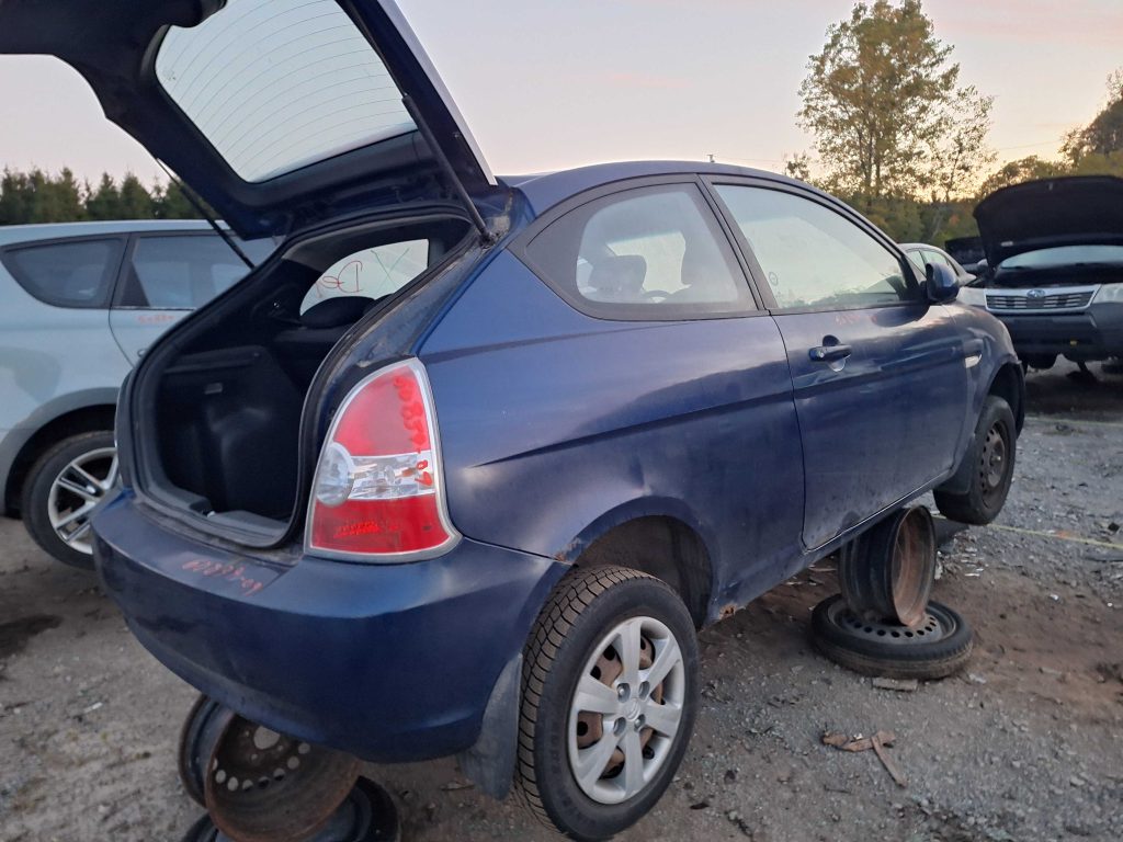 HYUNDAI ACCENT 2009