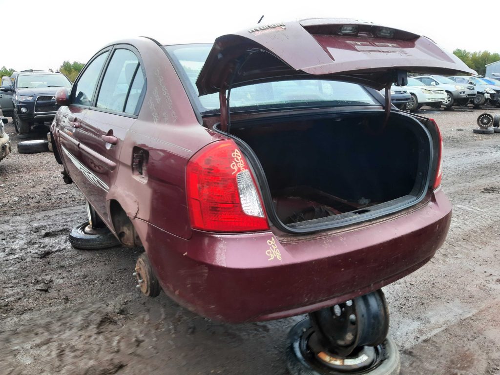 HYUNDAI ACCENT 2009